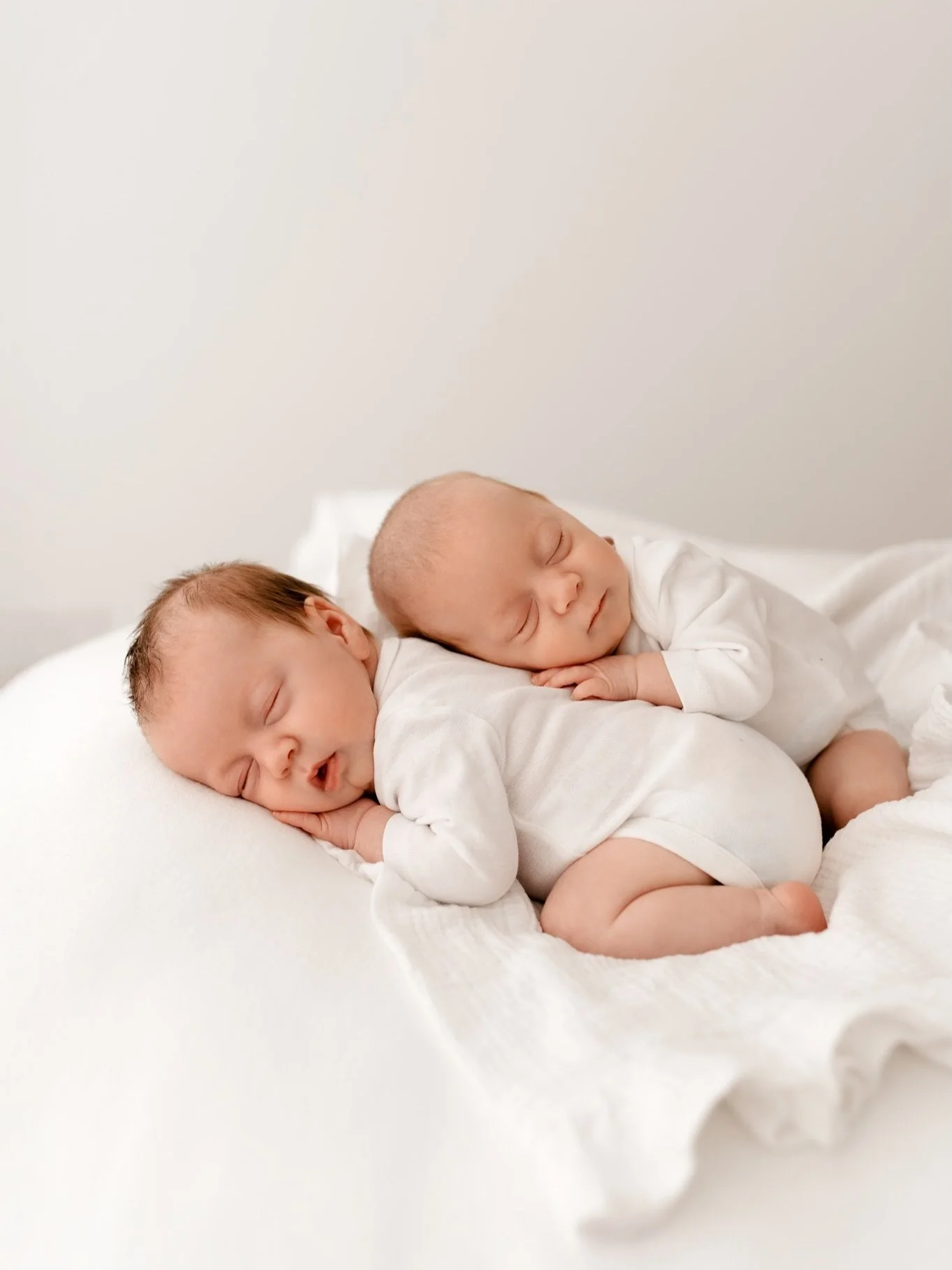 Two little loves, all snuggled up together 🤍

There&rsquo;s something so special about capturing those tiny newborn days &mdash; especially when they&rsquo;re shared with a sibling. The sleepy cuddles, the little hands and feet, and that beautiful b