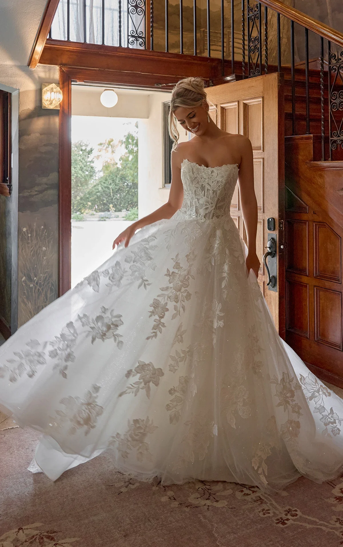 D4403-01.webp