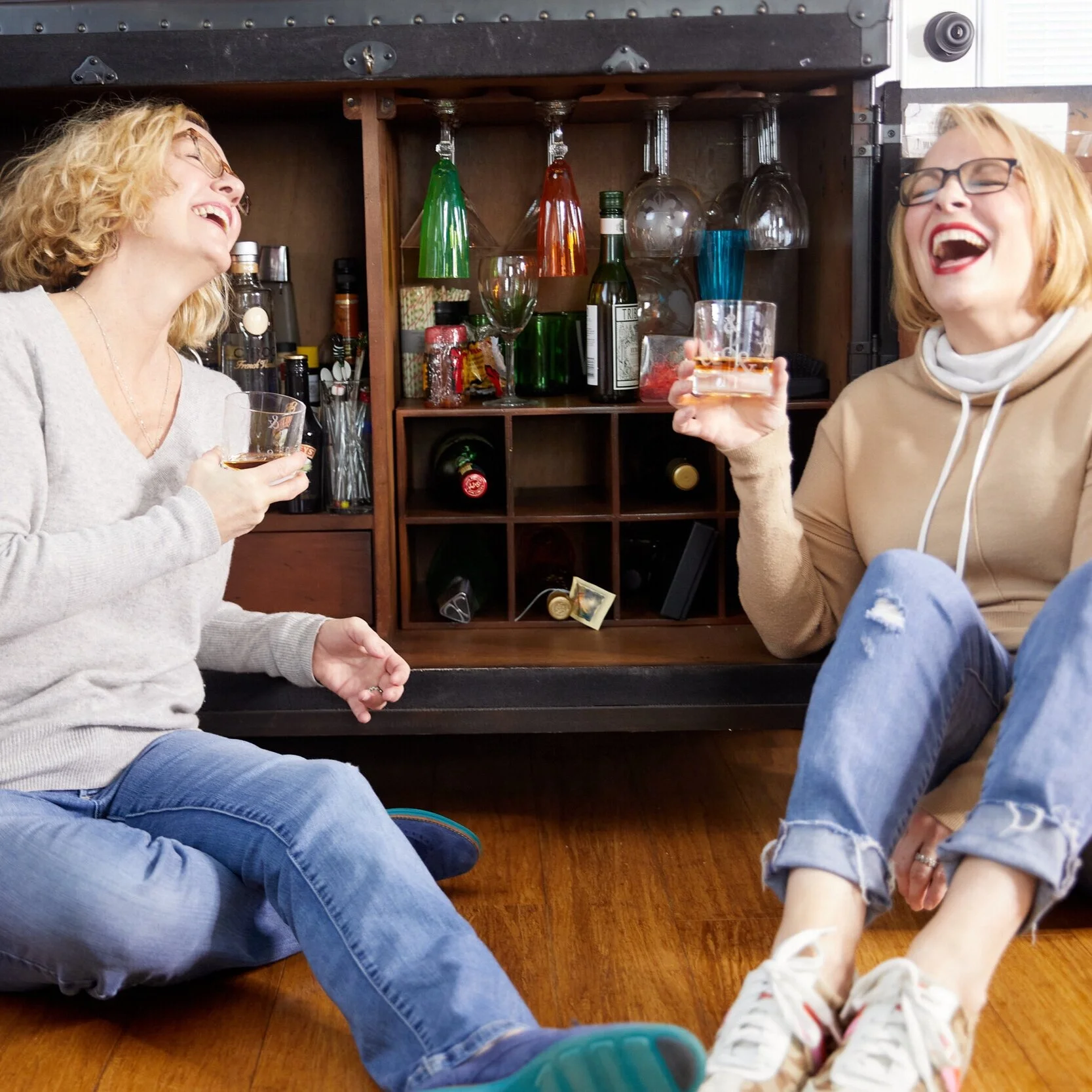 Robin Lowey, queer parent, activist &amp; creator of the book &amp; short film series, Games Changers: Lesbians You Should Know About, chats about how she is making a difference