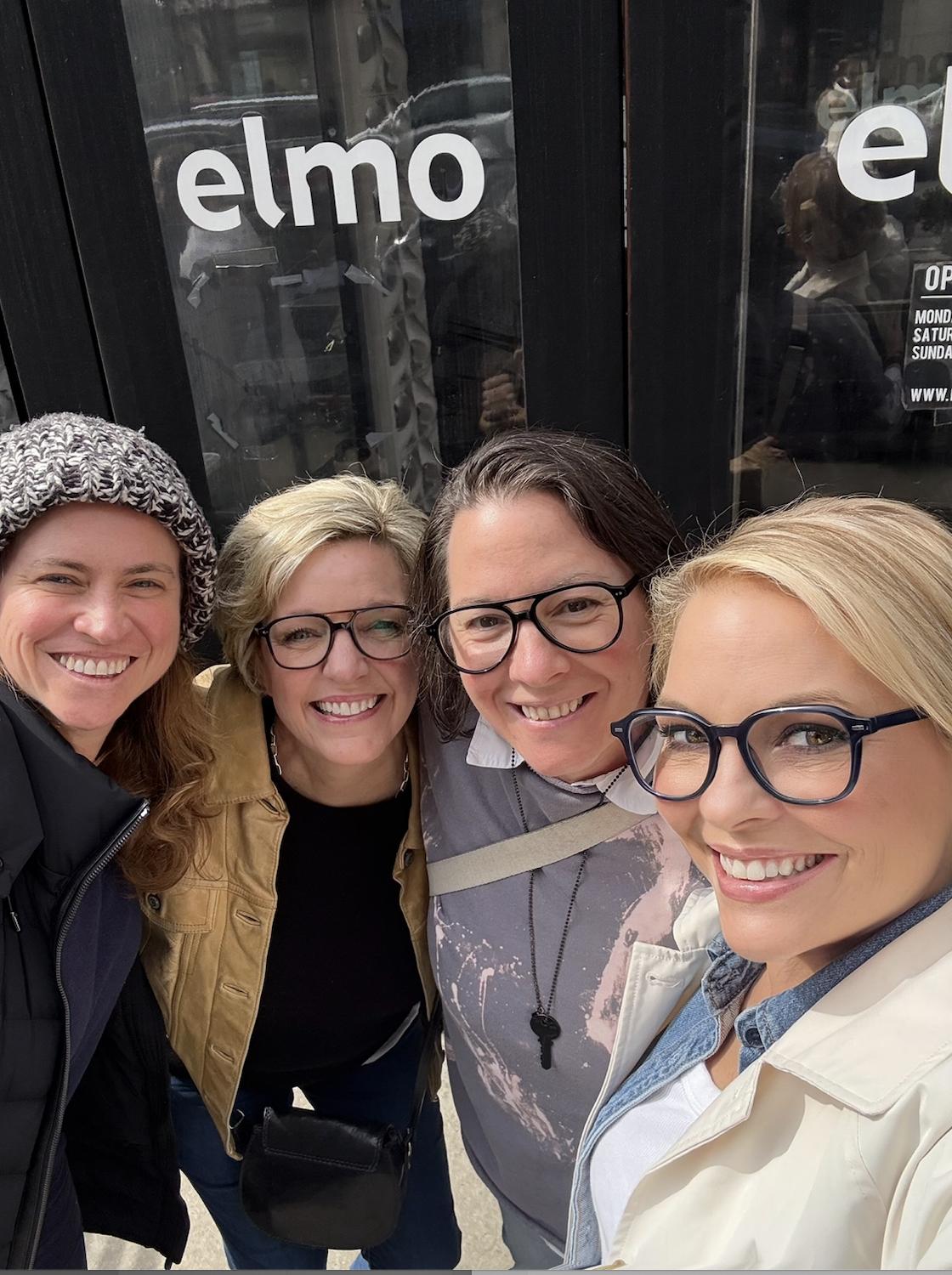  Anne &amp; Kelli chat about time at home &amp; answer listener questions