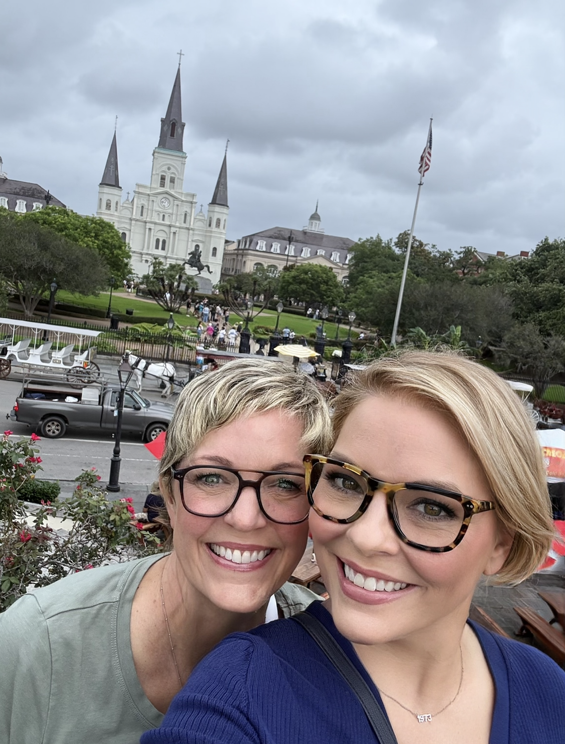 Anne &amp; Kelli shout out the NY Knicks, visit NOLA, talk about Kelli’s Mom’s visit to NY &amp; so much more!