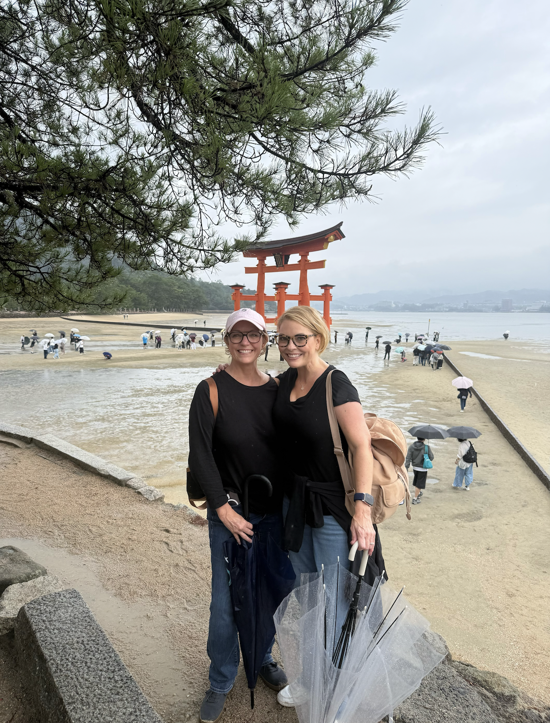 Kelli &amp; Anne go to Japan and fill you in on all the amazing experiences 
