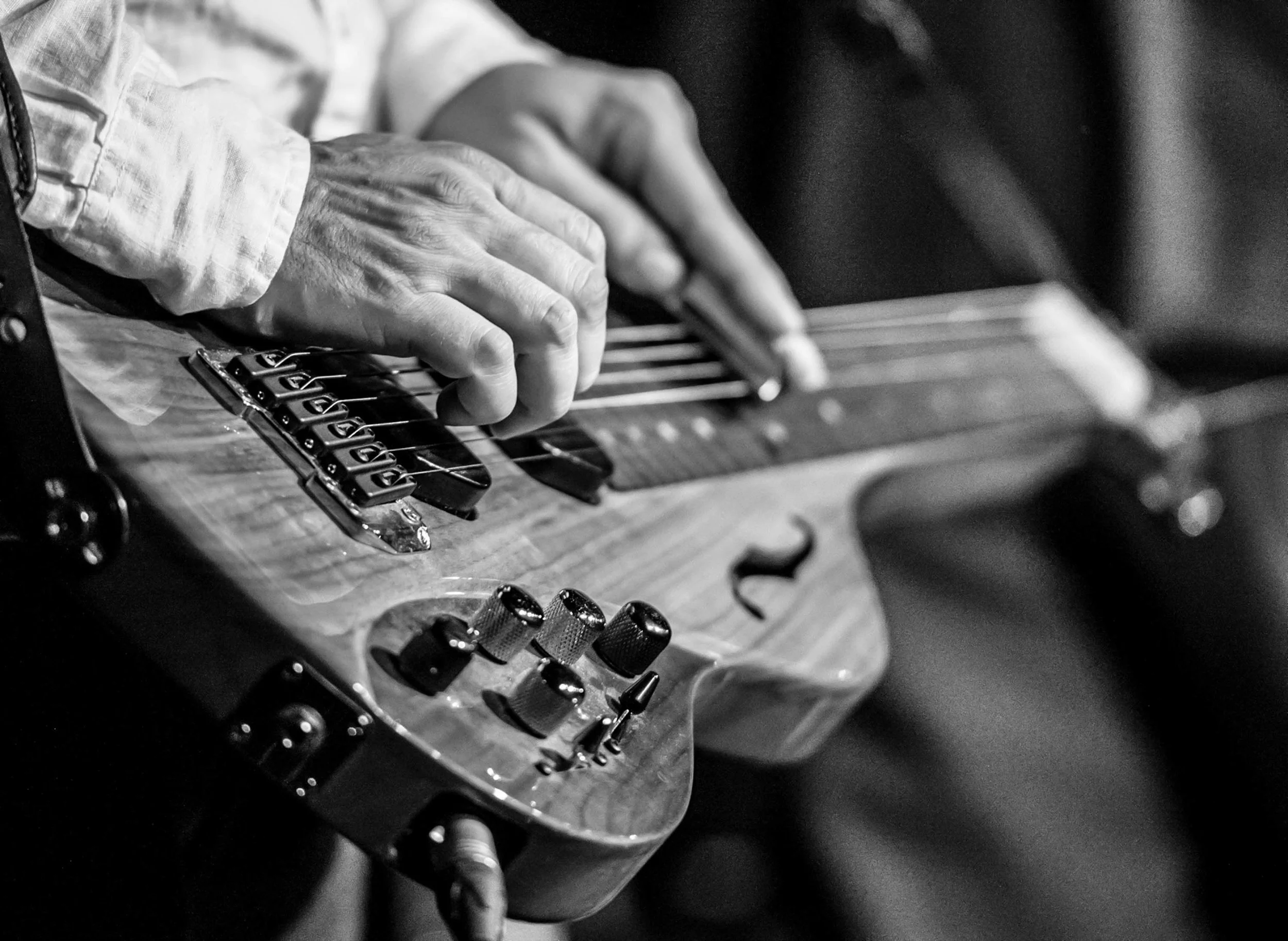 Billy Cardine-Acoustic Syndicate-Grey Eagle, Asheville NC. 11/2015