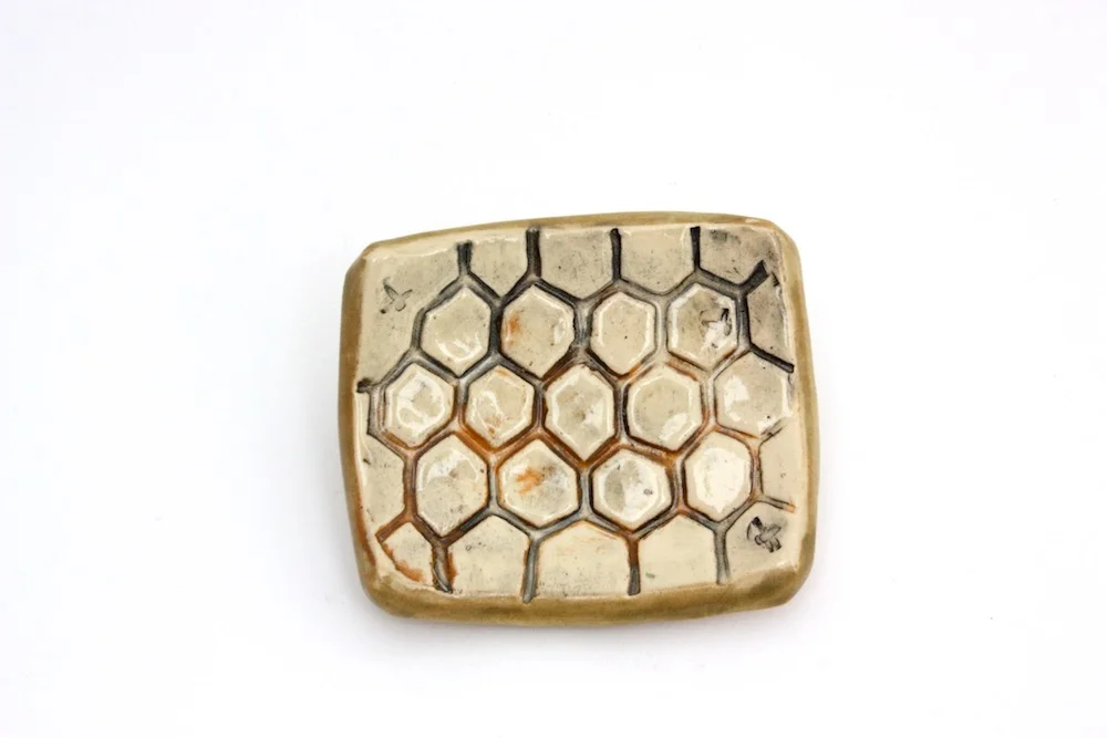1BeeSD1.jpg