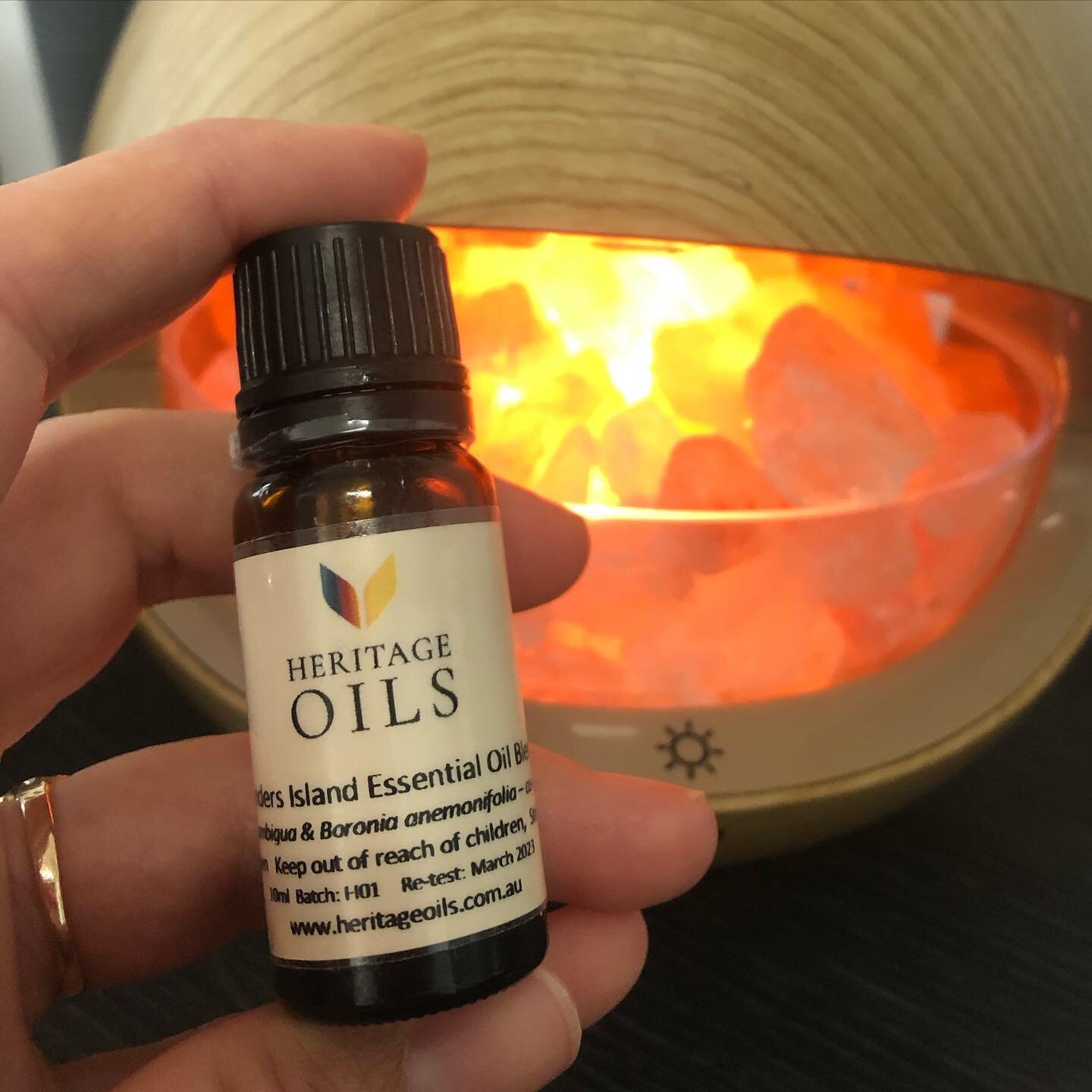 We are always burning some delightful oil in the rooms. This one is a Flinders Island Essential Oil Blend with Kunzea ambigua and Boronia anemonifolua by Heritage Oils, selected by our in-house aromatherapist Heidi. 

You can book in for an aromather