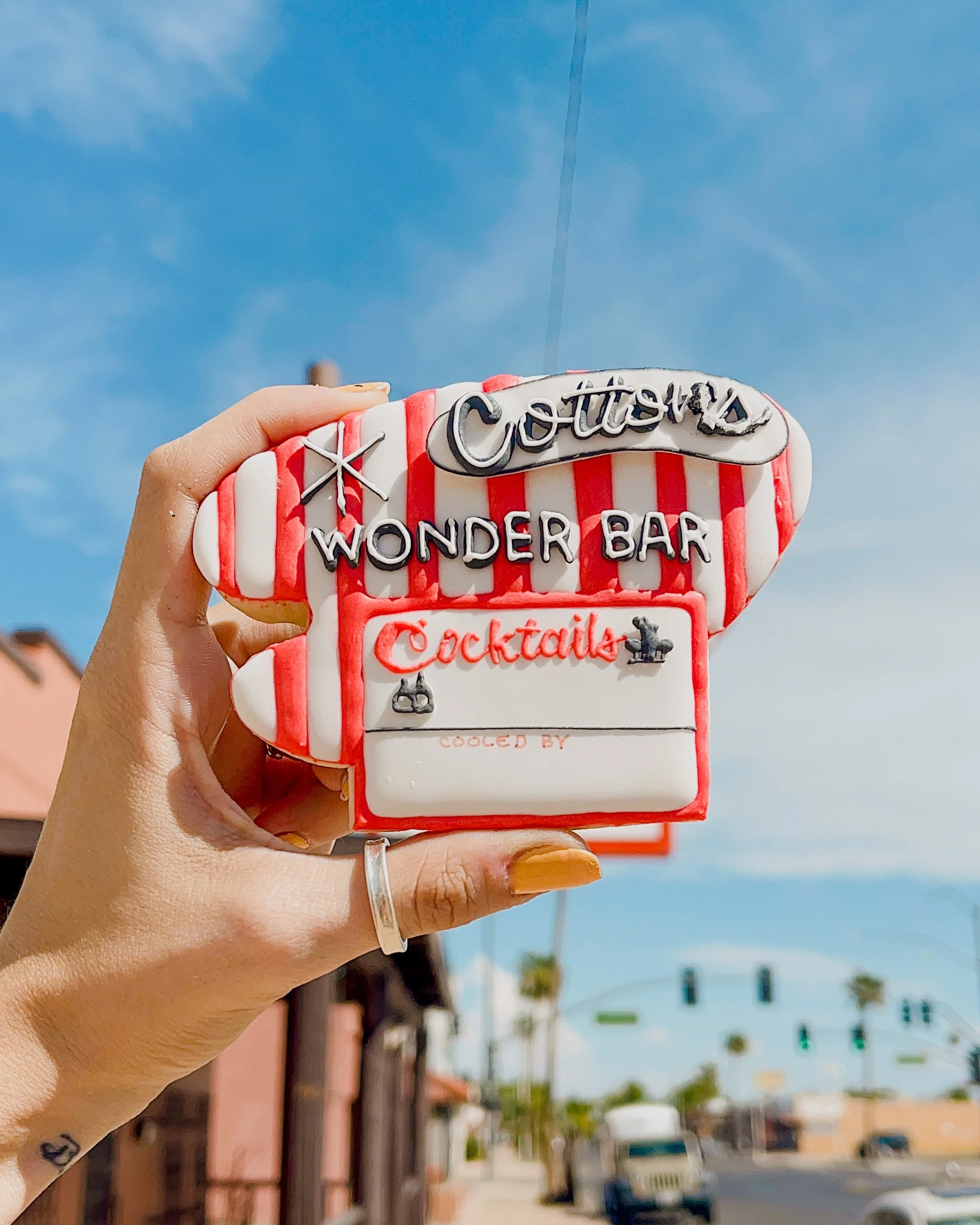 Cotton's Wonder Bar -- Casa Grande, Arizona