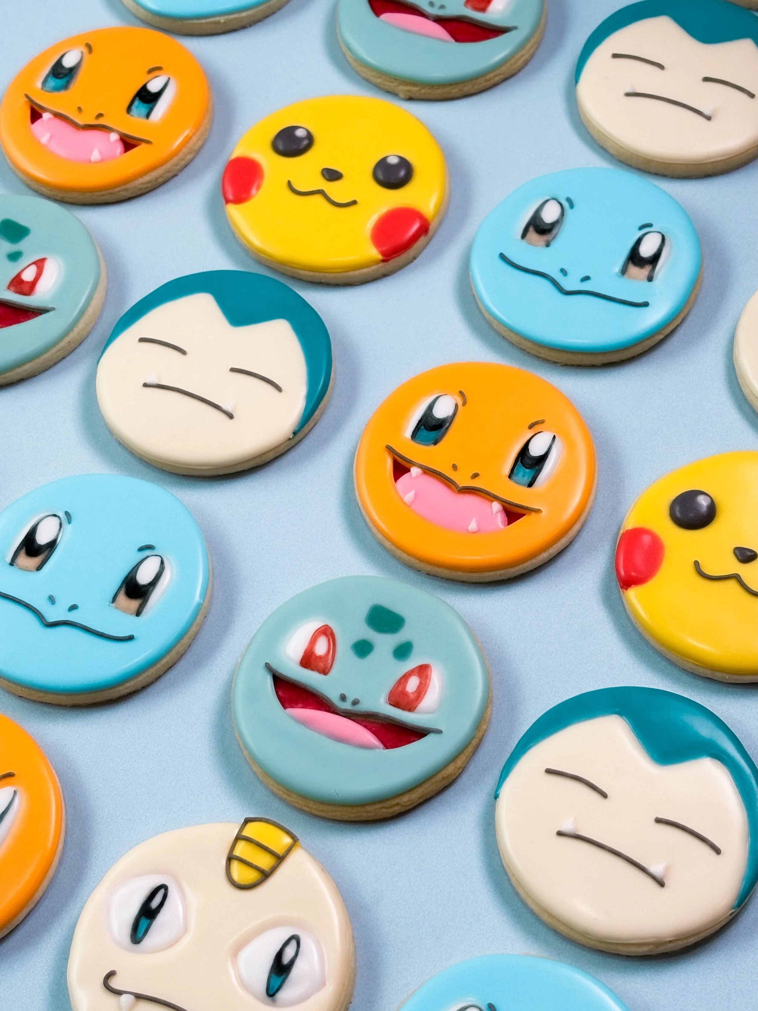Who do you choose? 🫯

This weekend we&rsquo;re celebrating Pok&eacute;mon World Championships with fresh decorated cookies available at @ninja_xchange! 👀 Find @spencerxnuzzi and you&rsquo;ll find my cookies, while supplies last. 

#pokemoncookies #