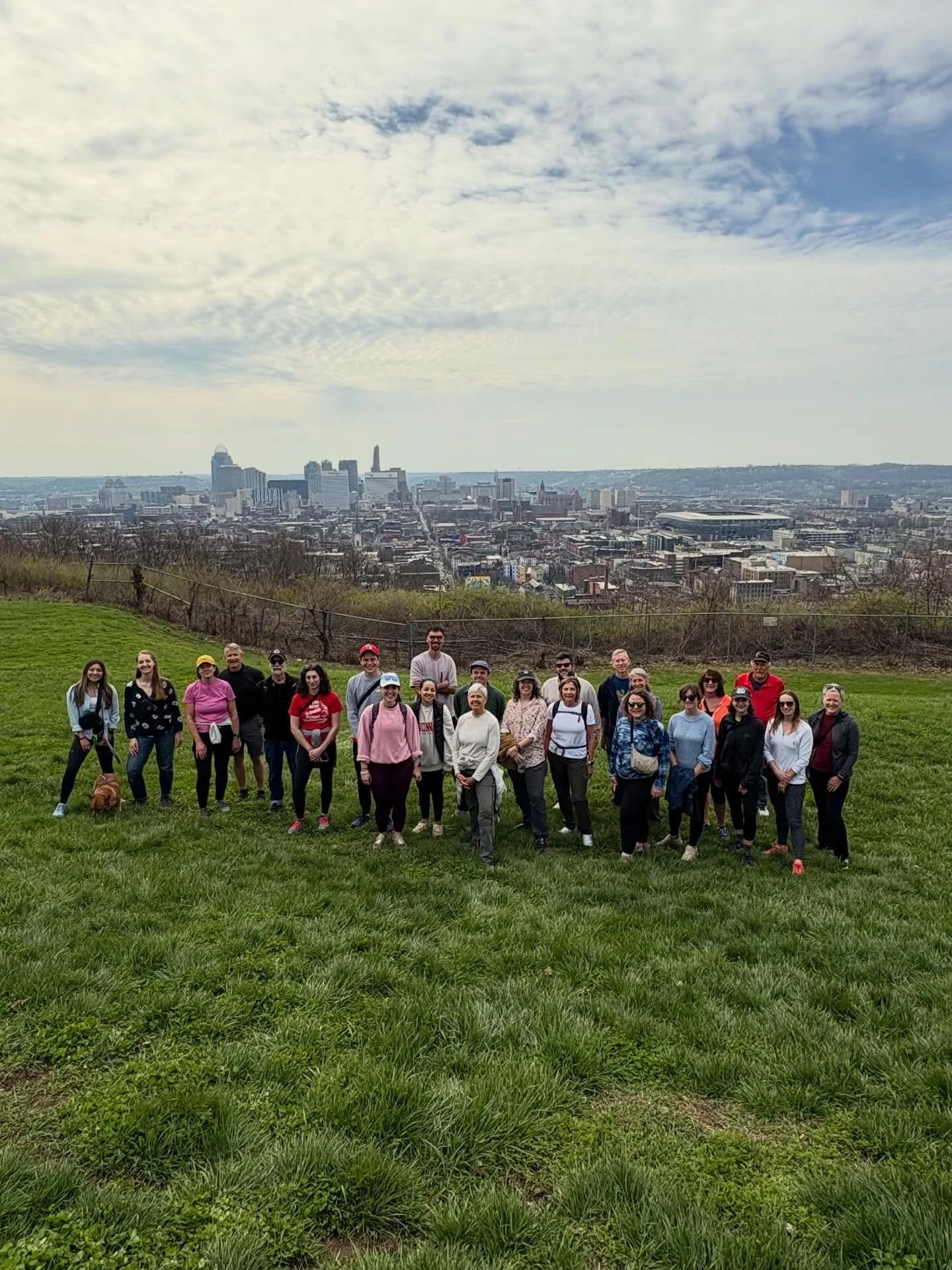 Spring is in full swing! Here&rsquo;s our group from the March community hike! Join us this Saturday for another one exploring some highlights on the east side of Cincinnati. 

Link in bio.

✌🏼
