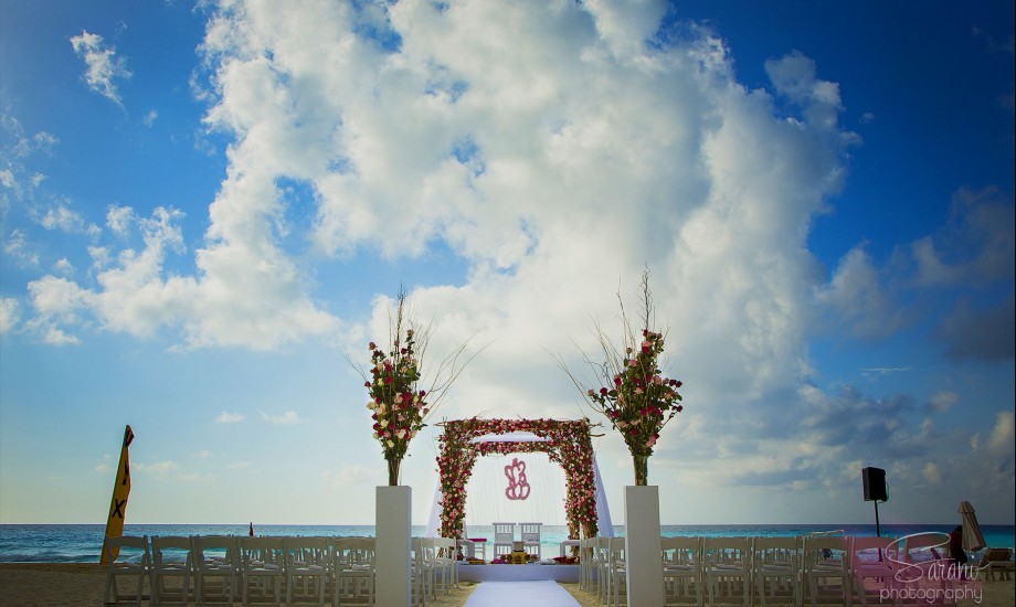 moon palace mandap 2.jpg