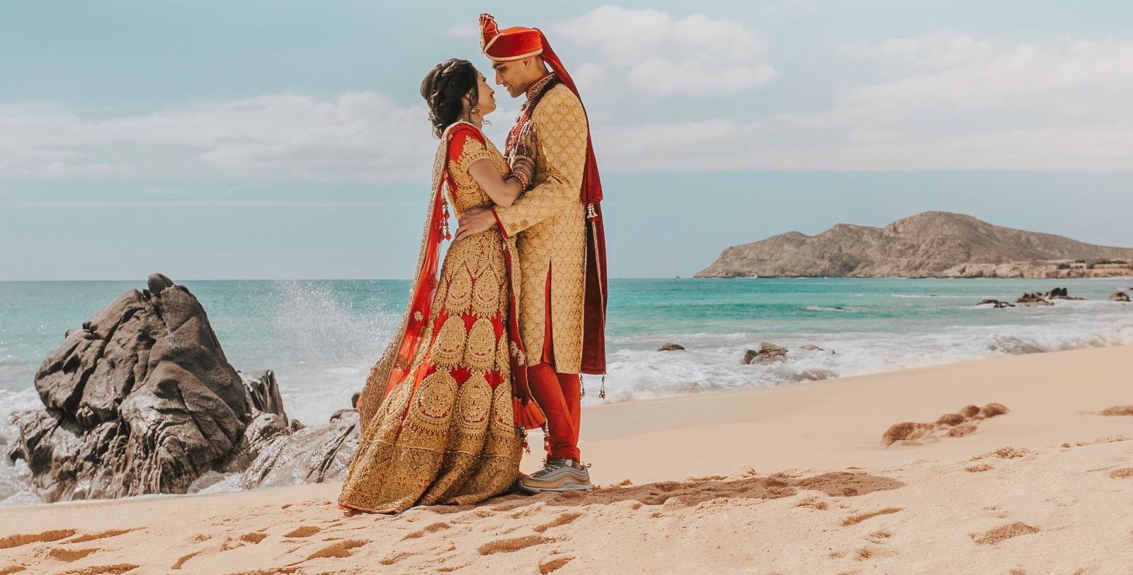 Indian Couple Wedding in Grand Velas in Mexico.jpg