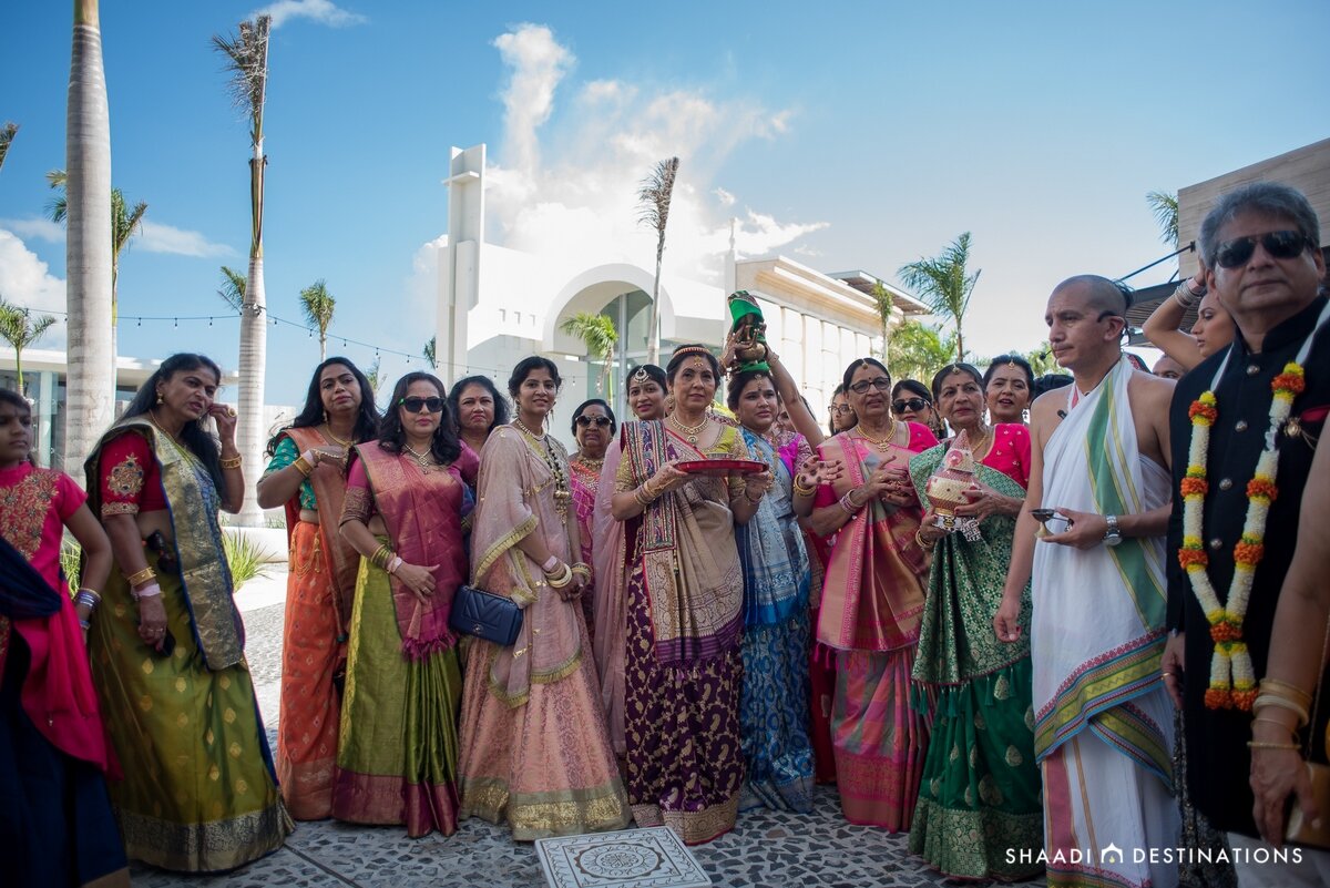 Indian Destination Wedding - Heena and Anish - Grand Palladium Costa Mujeres - TRS Coral - 13.jpg