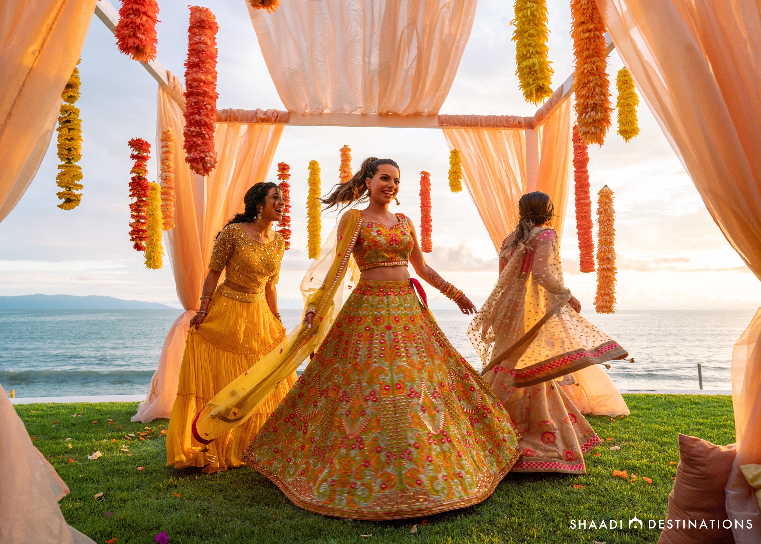 Indian Destination Wedding - Saarah + Sunil - Grand Velas Riviera Nayarit - 110.jpg