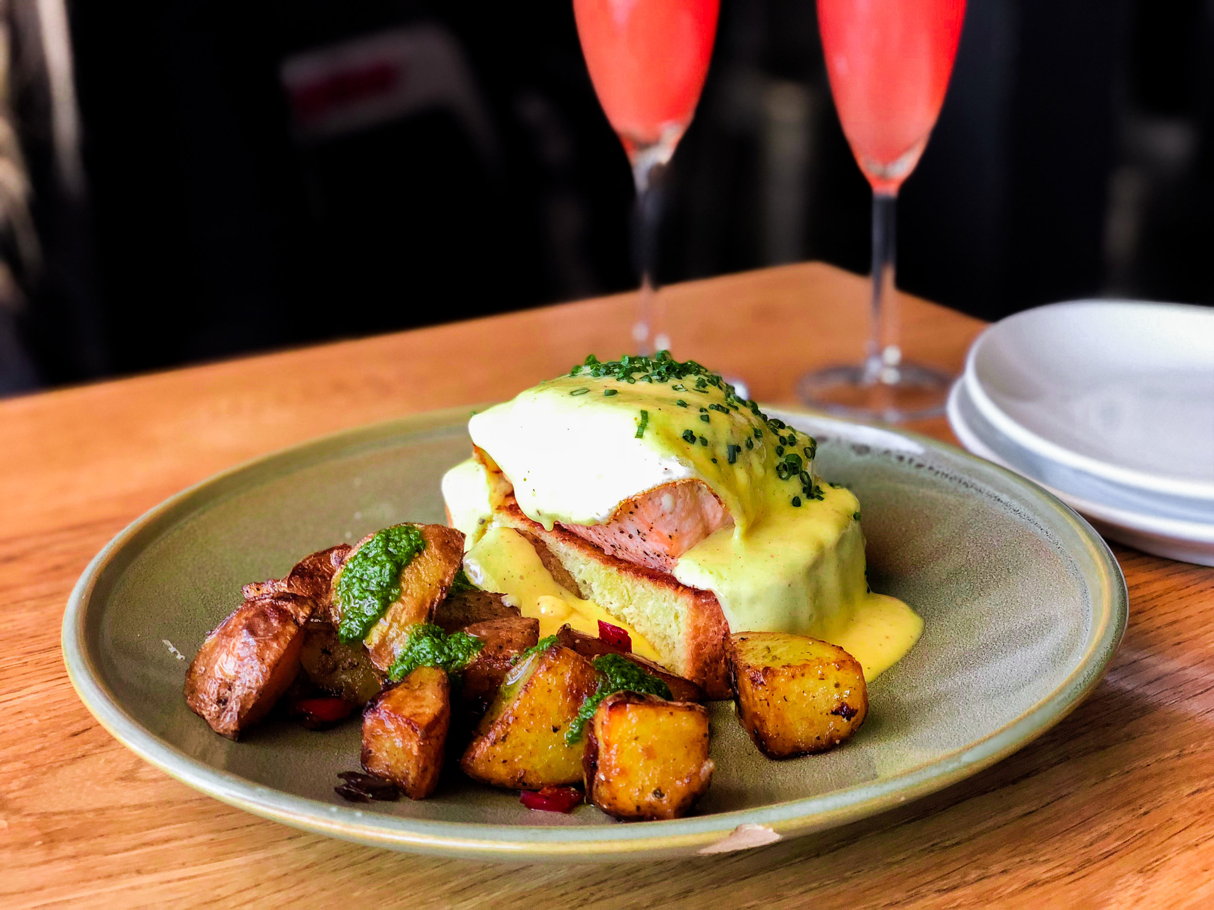 Salmon Benedict3-17.jpg