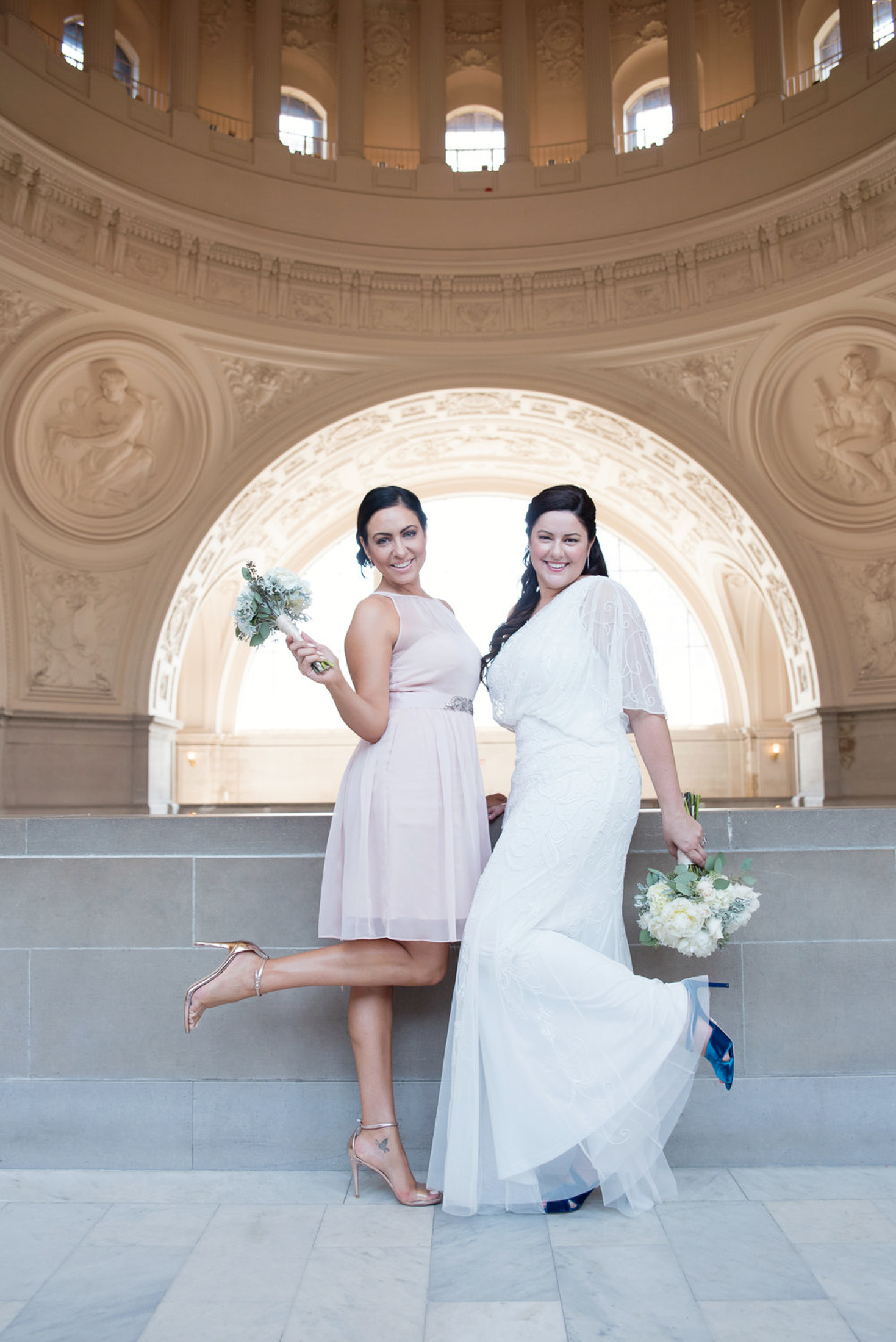 beautiful-sf-city hall-brides.jpg