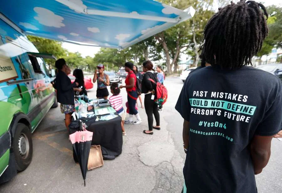 Can Convicted Felons Vote in Florida?