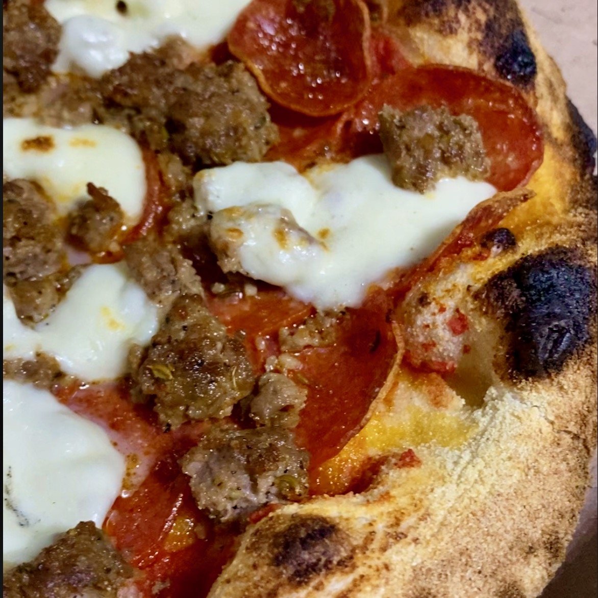 Re Di Roma Pizza Close Up
