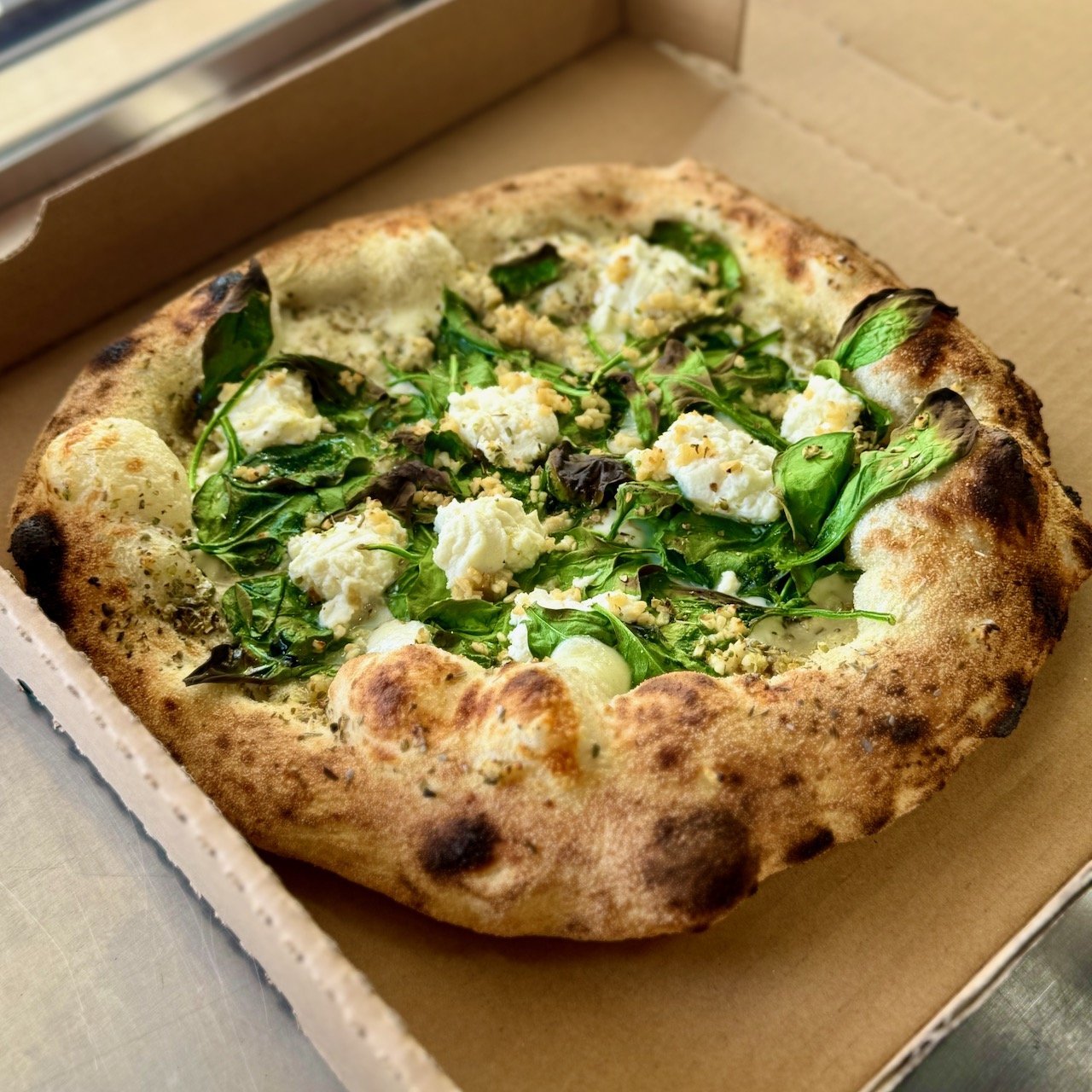 Pizza Fiorentina