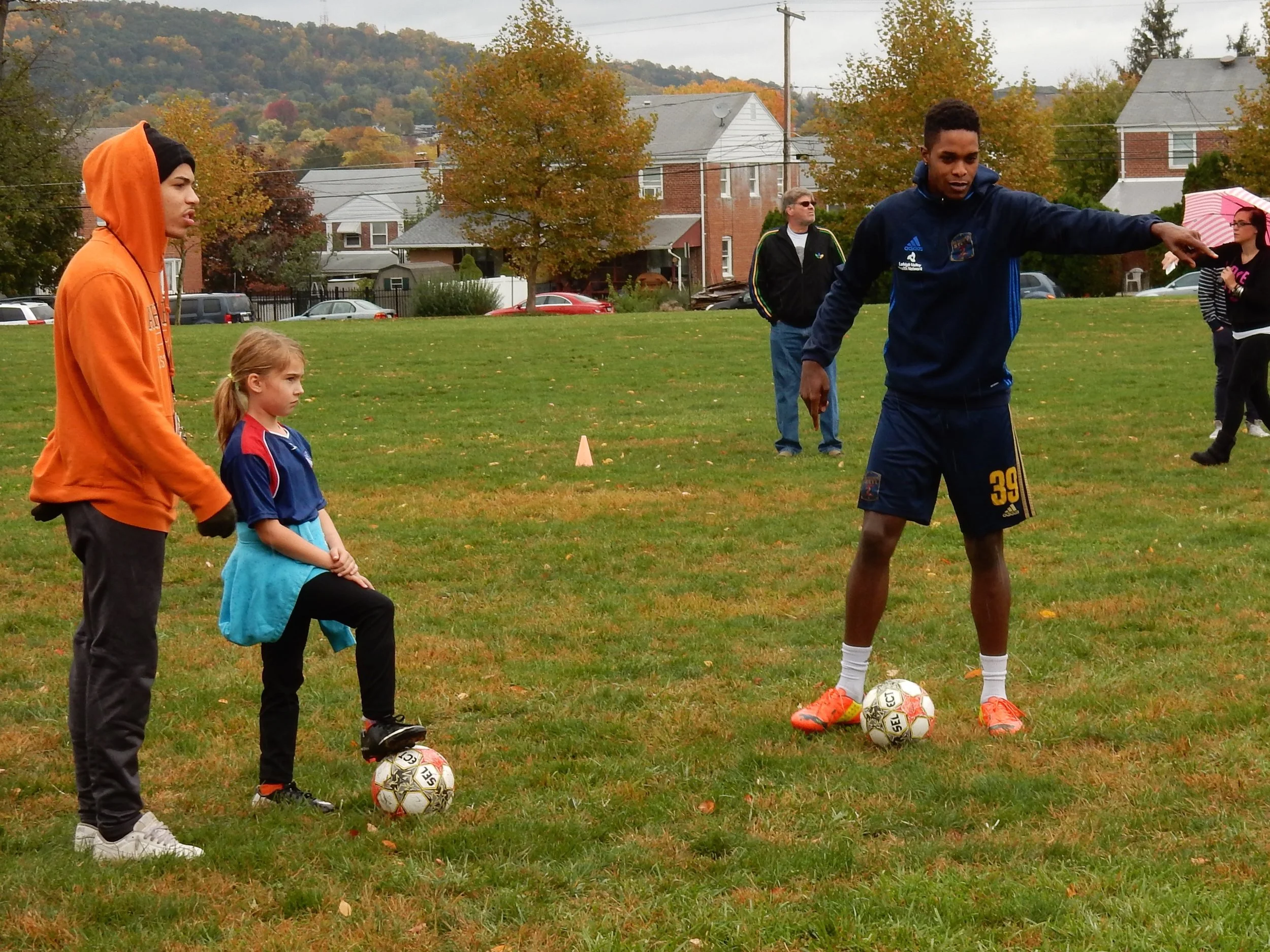 Amoy Brown, from Bethlehem Steel FC, works with our IM kids.