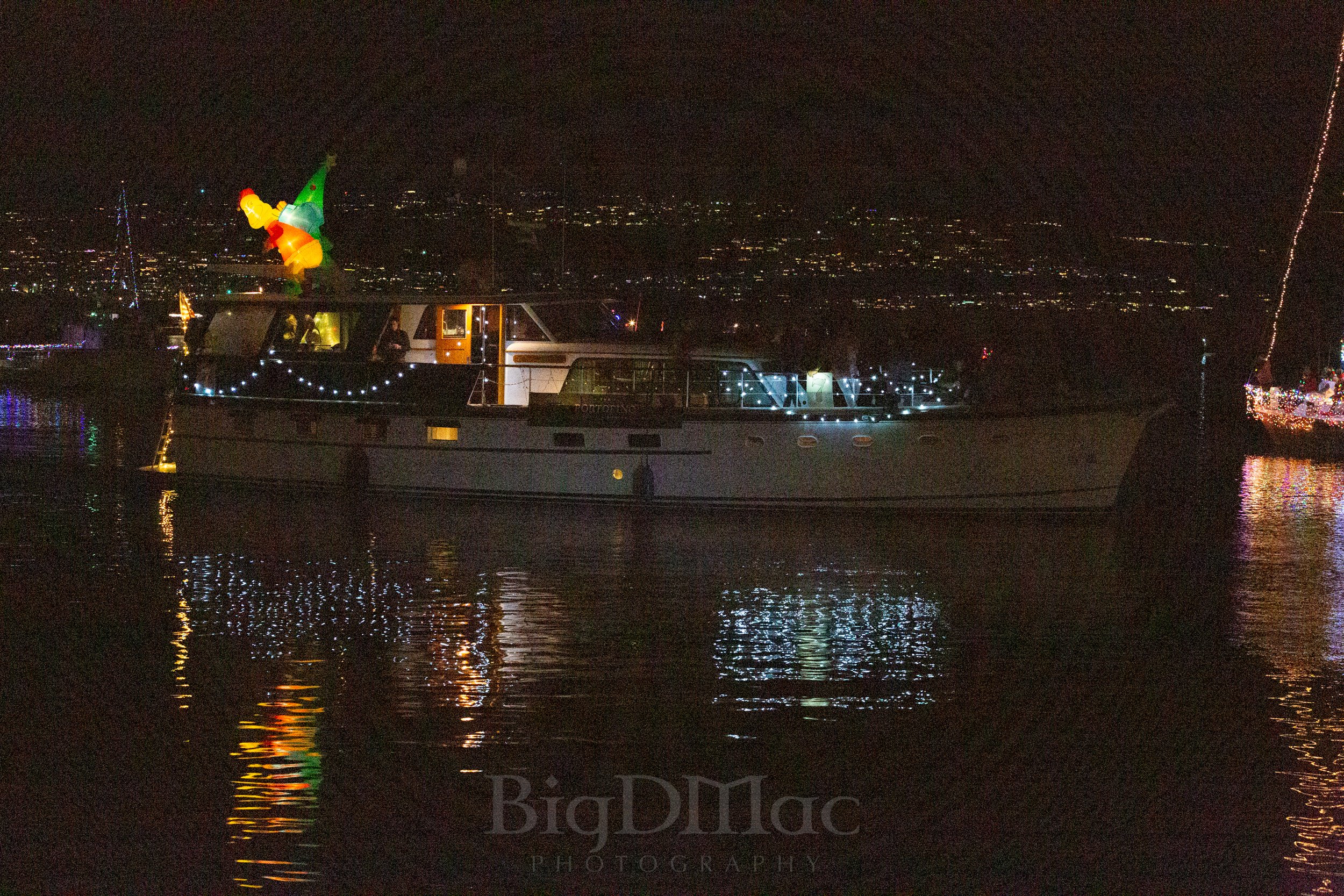 KHYC_Holiday.Boat.Parade_12.9.23_edited-45.jpg
