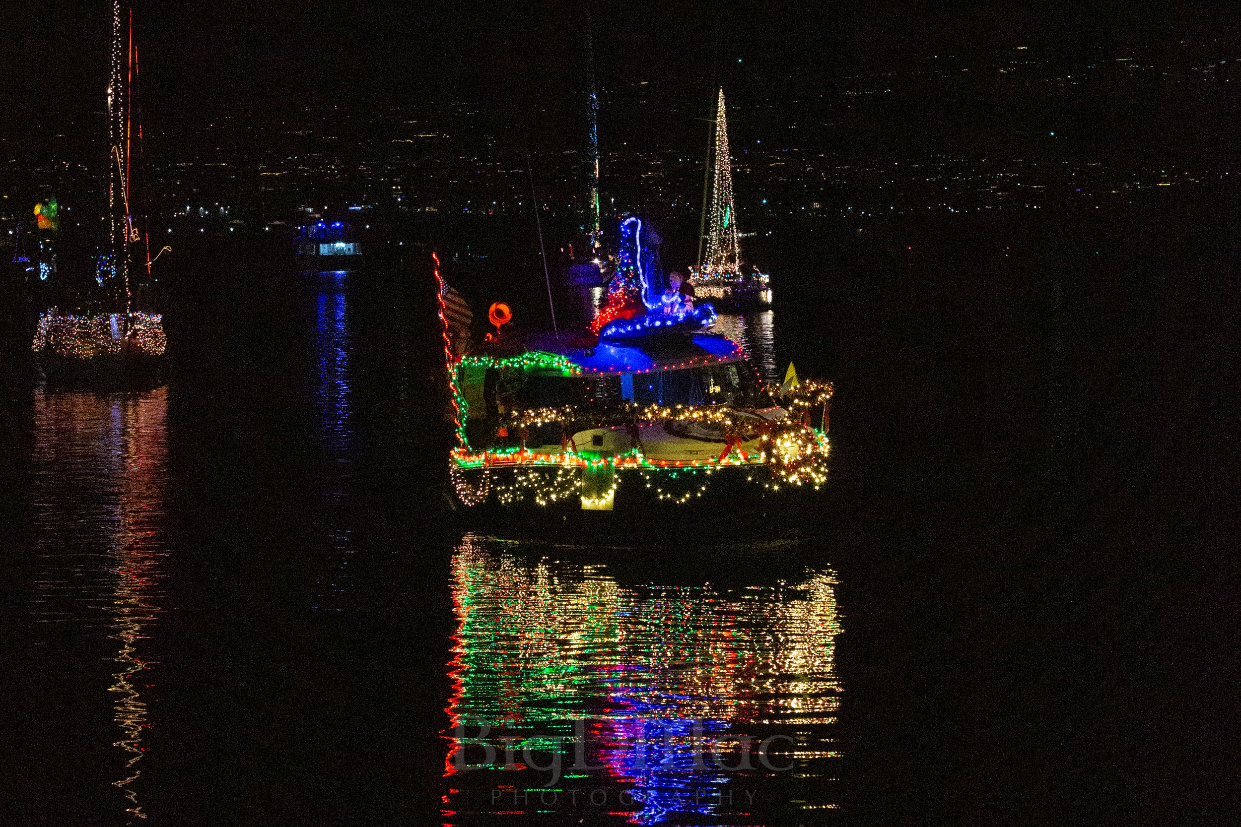 KHYC_Holiday.Boat.Parade_12.9.23_edited-42.jpg