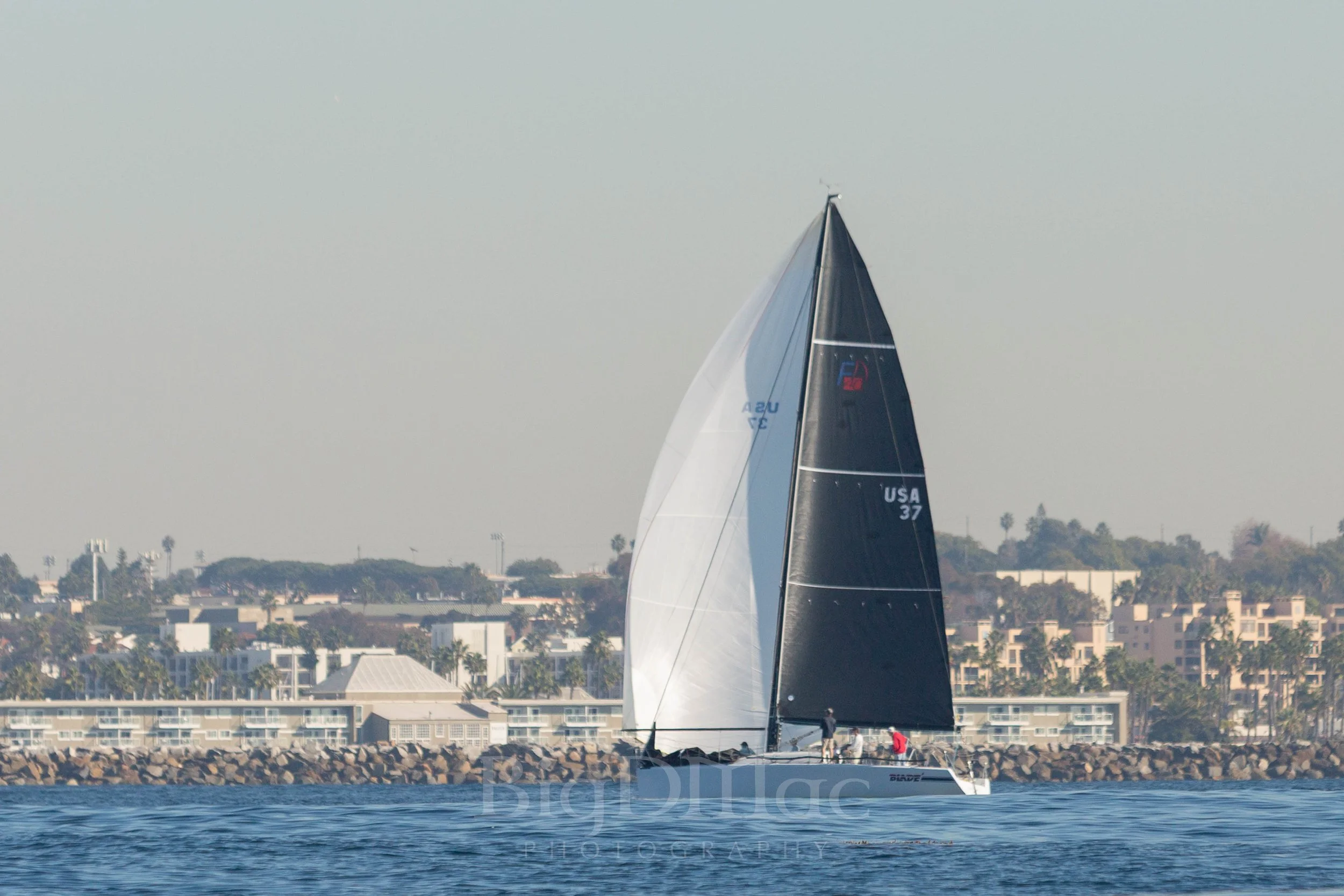 KHYC.XMAS.Regatta_12.6.25_edited_logo-120.jpg