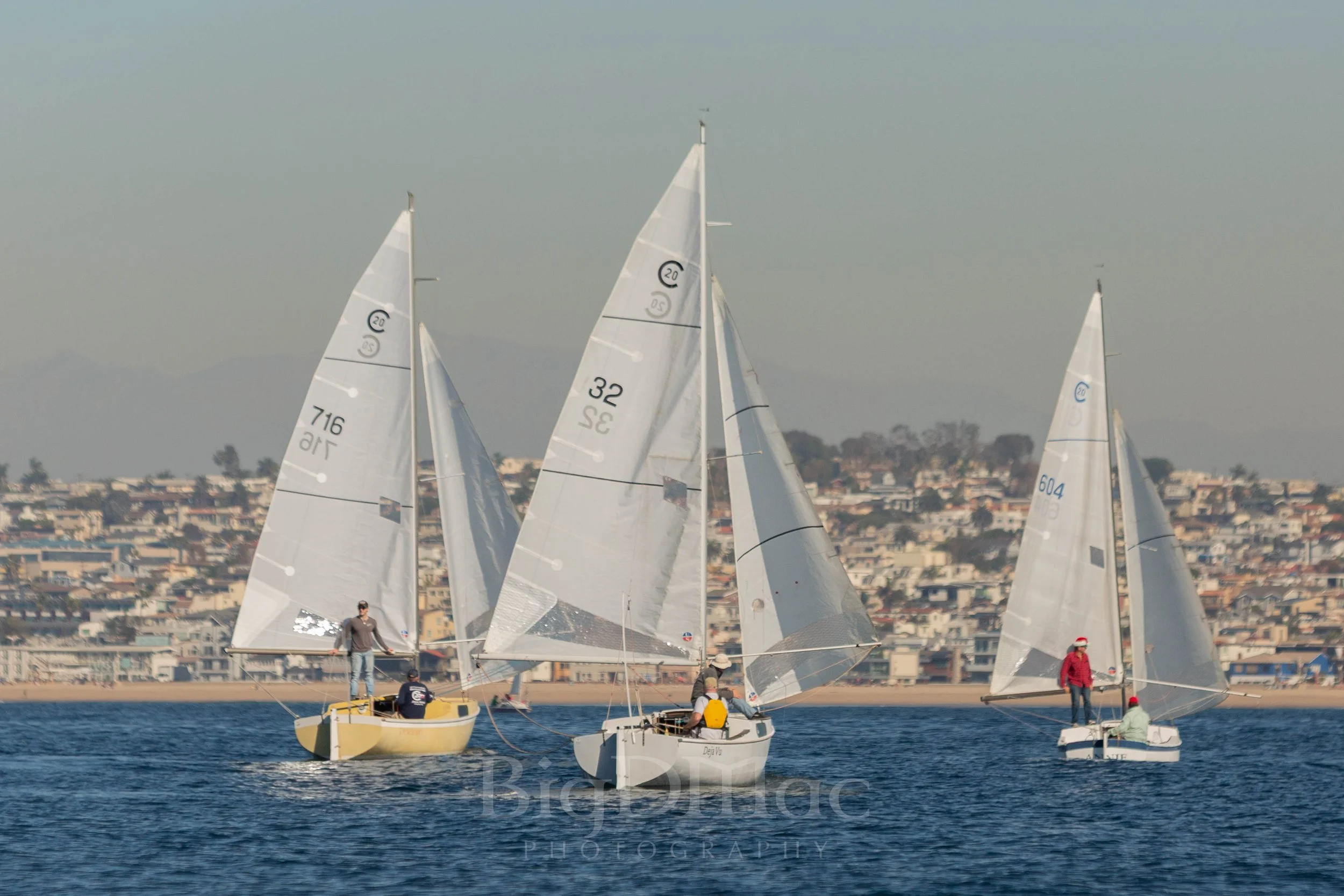 KHYC.XMAS.Regatta_12.6.25_edited_logo-121.jpg