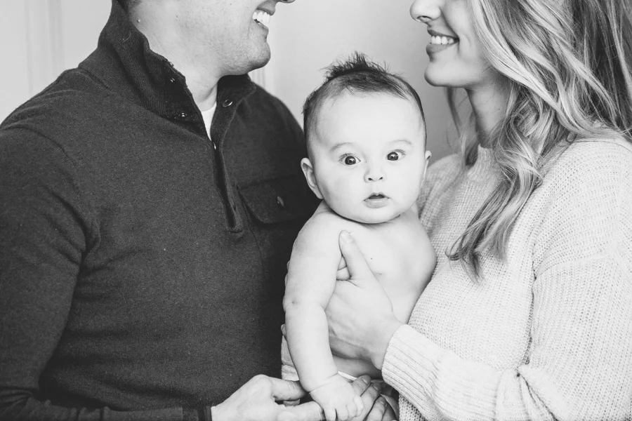 Oliver-4-Month-Lifestyle-Blog-1-4.jpg