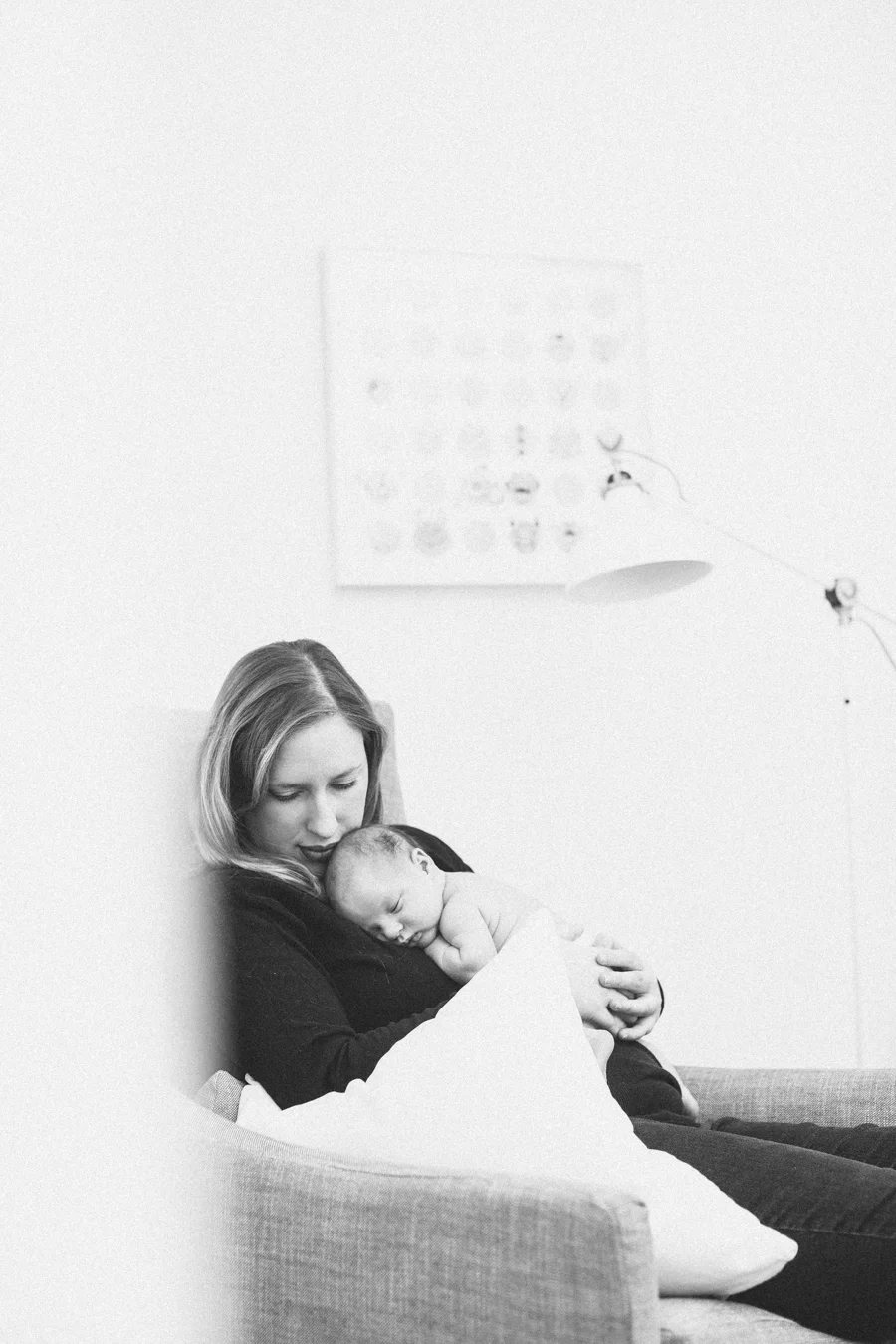 Frankee_Newborn_Blog-1-4-1.jpg