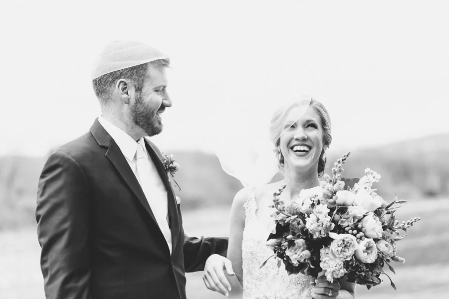 Abbey-And-Ryan-Sneak-Preview-Heirloom-Photo-Company-1-13.jpg