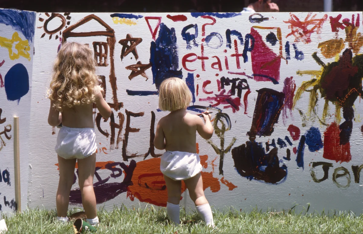©Philip Gould Place des Enfants 1987.jpg