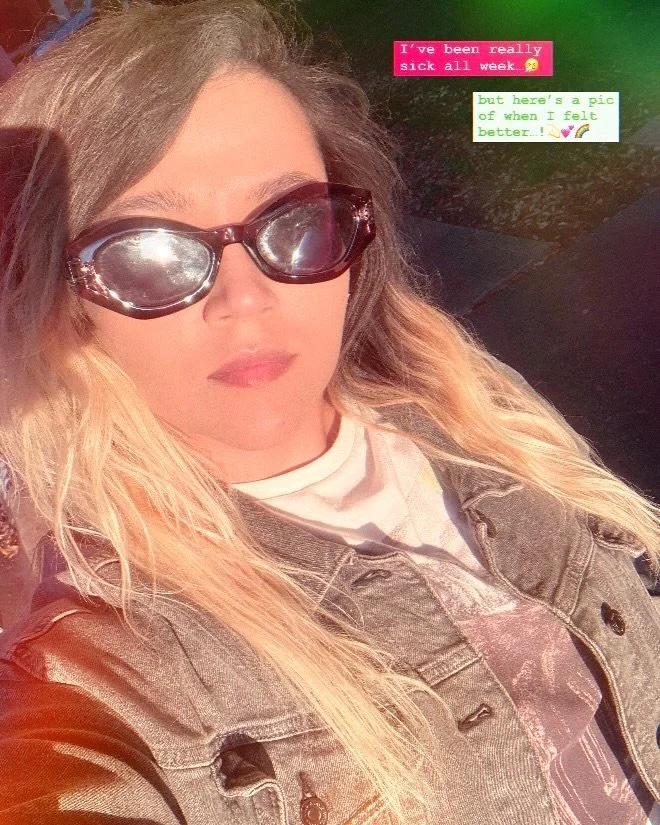 I&rsquo;ve been so sick all week&hellip; I&rsquo;m over it! 💫💕🌈

#sick #allergies #allergiessuck #seasons #fall #selfie #books #bookstagram #reading #coffee #lavender #austin #austintexas #texas #atx #restaurant #sun