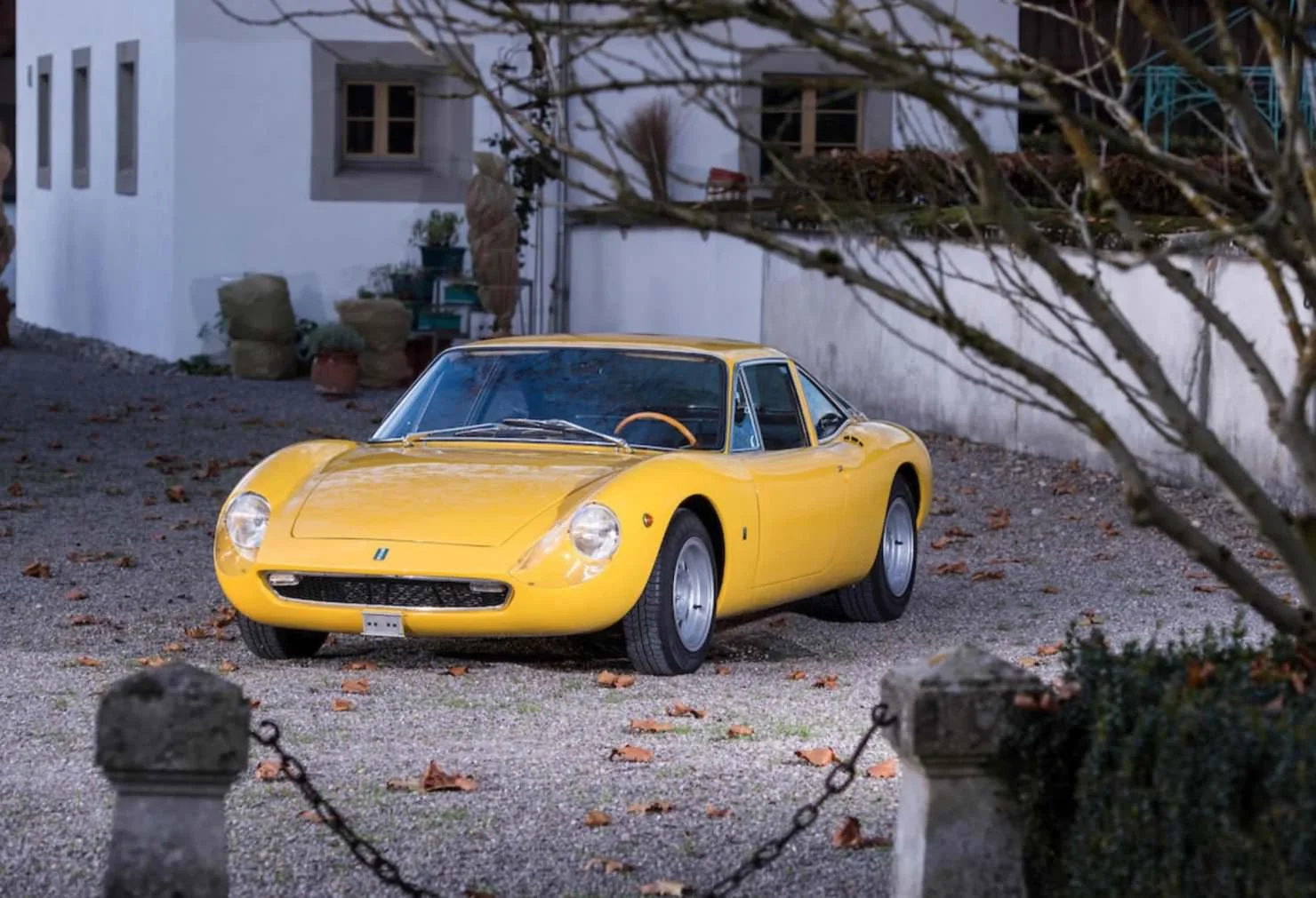 1968 YELLOW DE TOMASO VALLELUNGA images courtesy of Bonhams 10.jpg