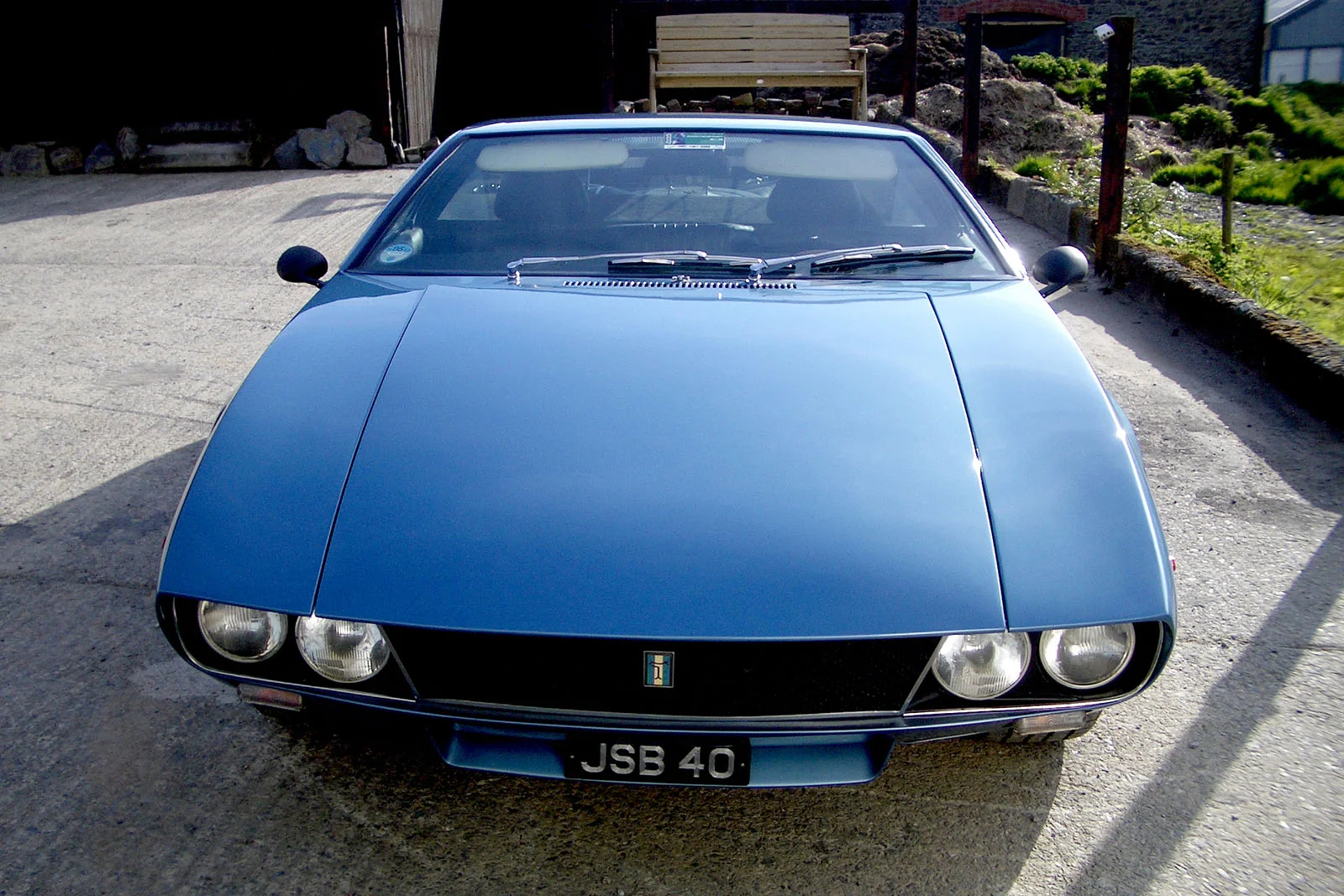 De tomaso Mangusta Blue 10 cropped web.jpg