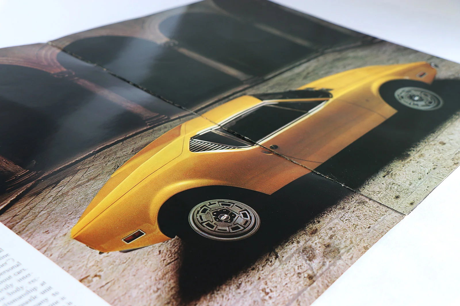 De Tomaso 'push button' Pantera brochure.
