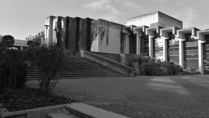 REGENSBURG, GERMANY - CCO & RAY CHEN