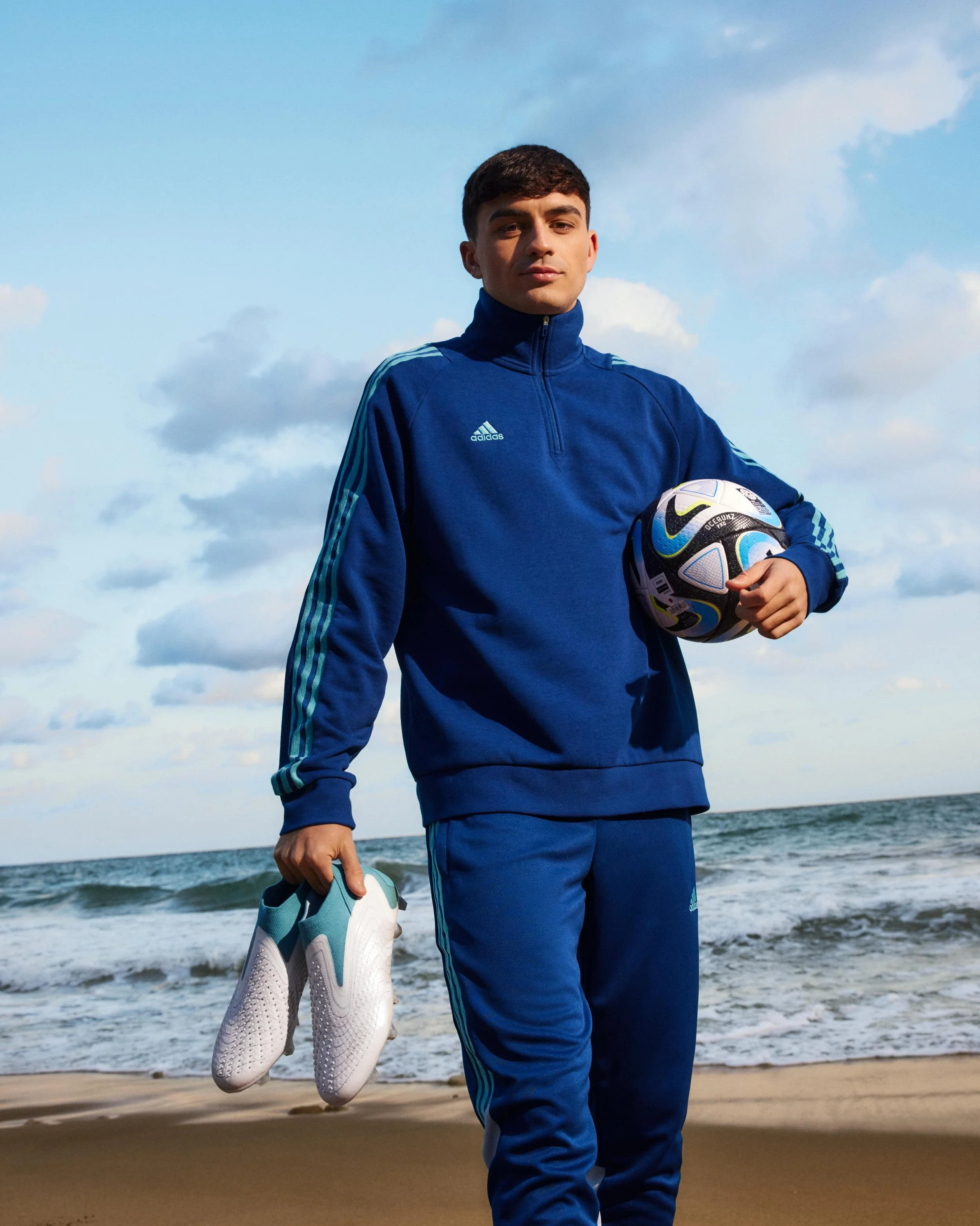 2301_SOCCERBIBLExADIDAS_PARLEY23_F002_0499.jpg