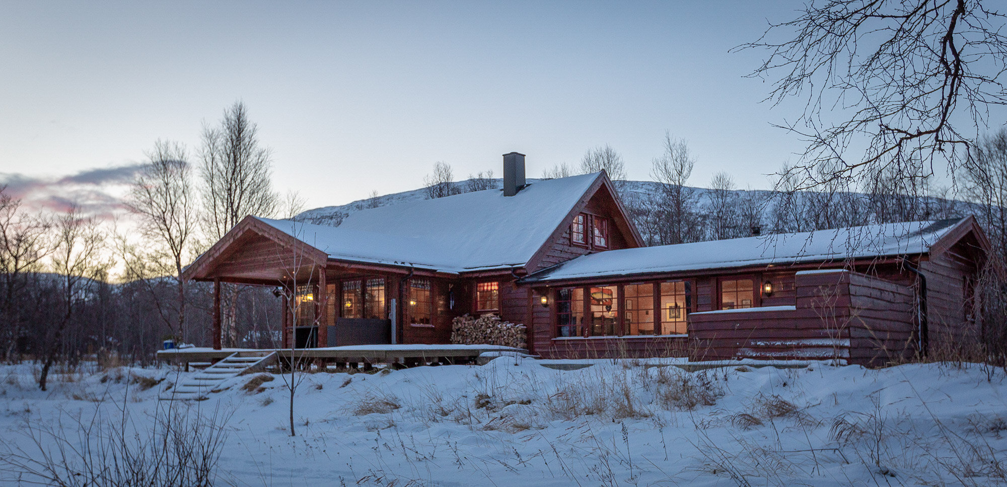 Stuenes Lodge winter.jpg