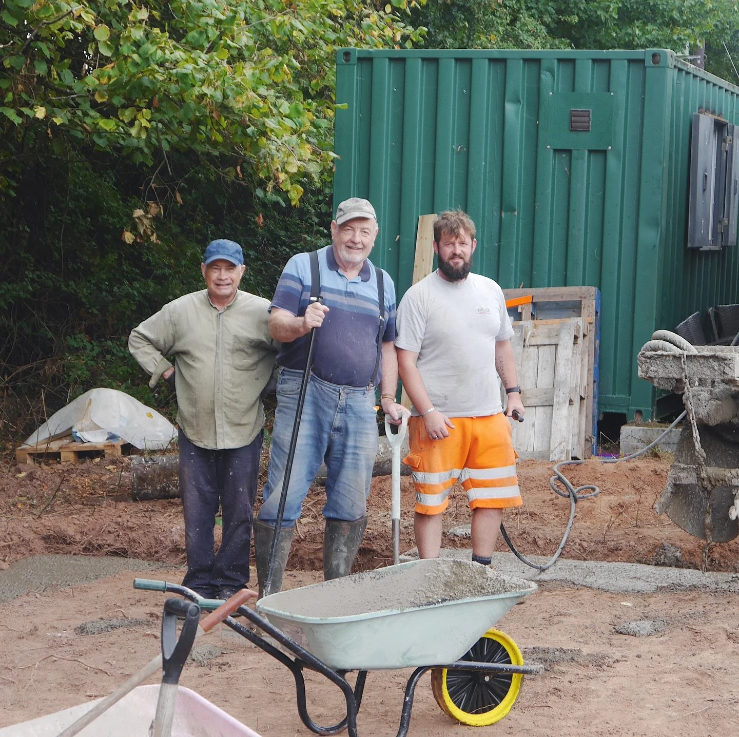 After the little digger came the first concrete pour for the brickwork. Featuring Big Steve, legendary father in law Andy and a very friendly and accommodating concrete man called Bleddyn. As you can see this was a jovial and productive occasion. Big