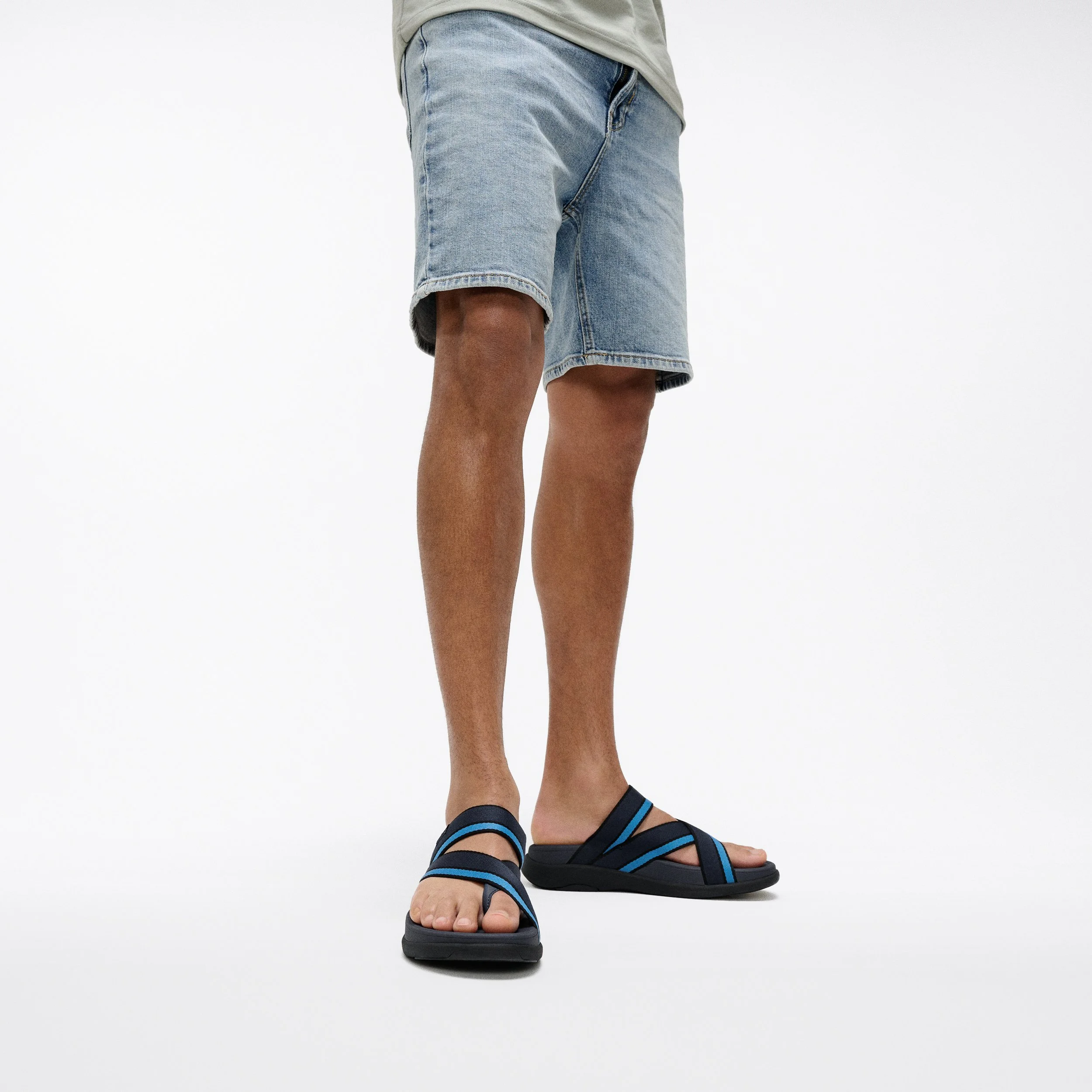 F-MODE-GO-MENS-TONAL-EDGE-WEBBING-SLING-TOE-THONGS-MIDNIGHT-NAVY-MIX_IX2-442_0283.jpg