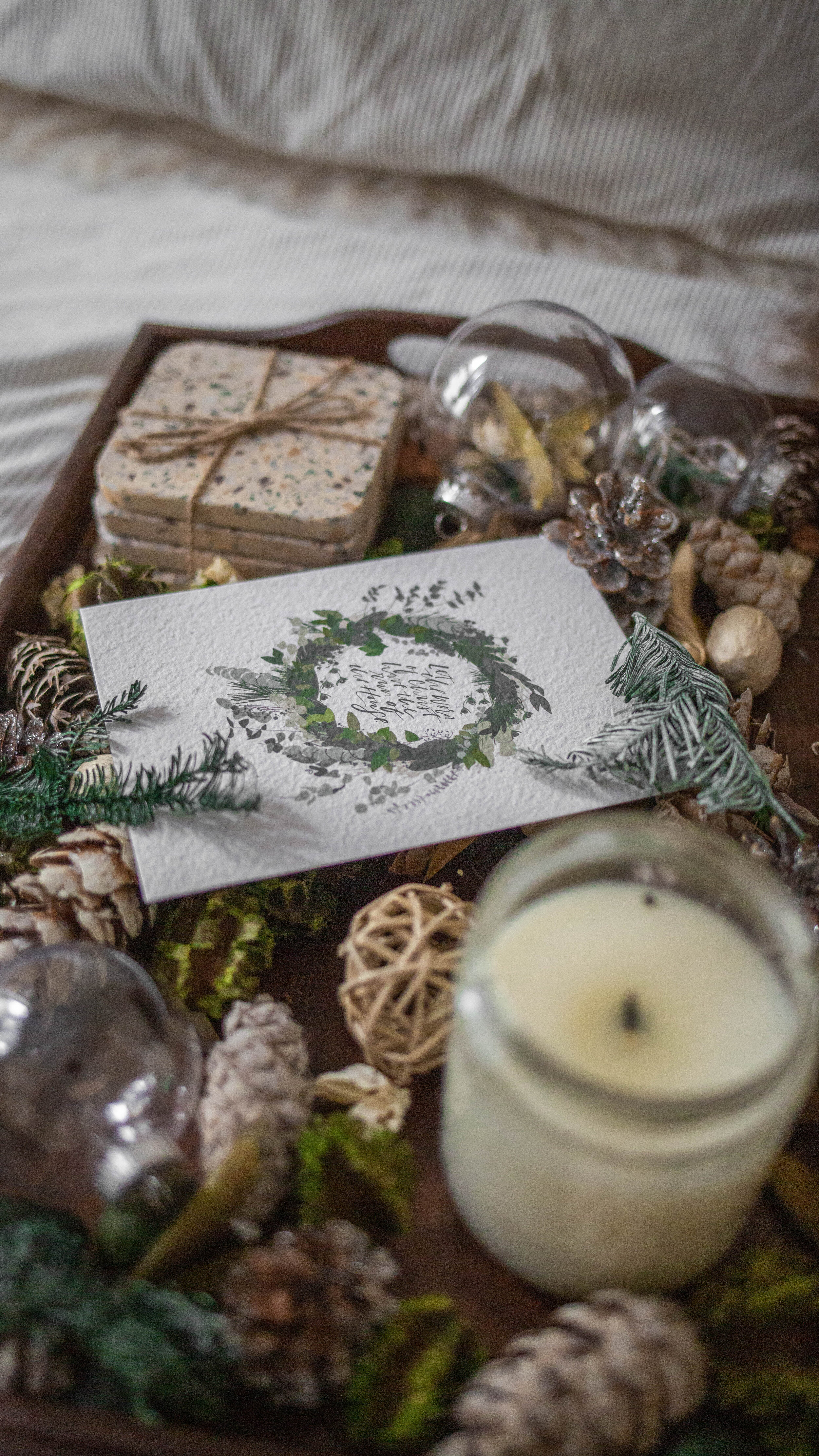 Easy Christmas styling with a tray and an art print