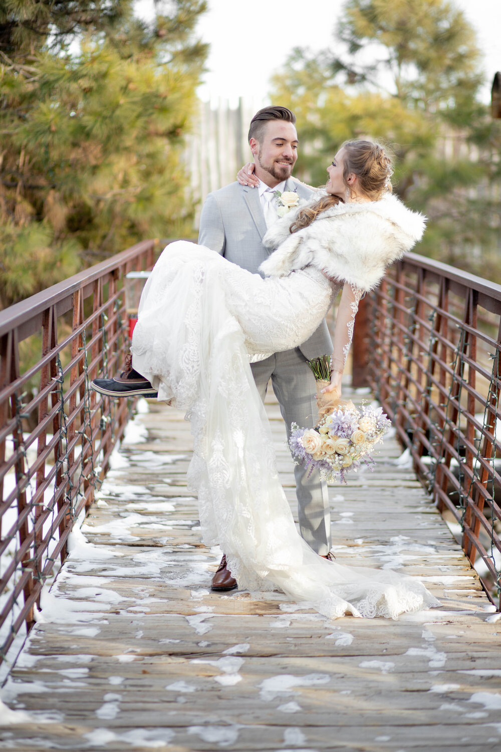 Giving the groom a workout on his wedding day | Nature Pointe in Albuquerque New Mexico 