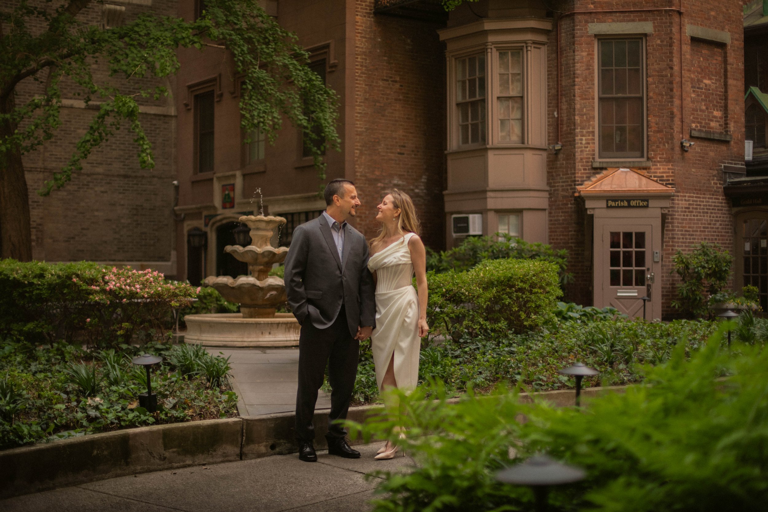 Intimate moments captured in the courtyard of this iconic NYC church. 📸 #ElopementPhotographer #NYCWeddings