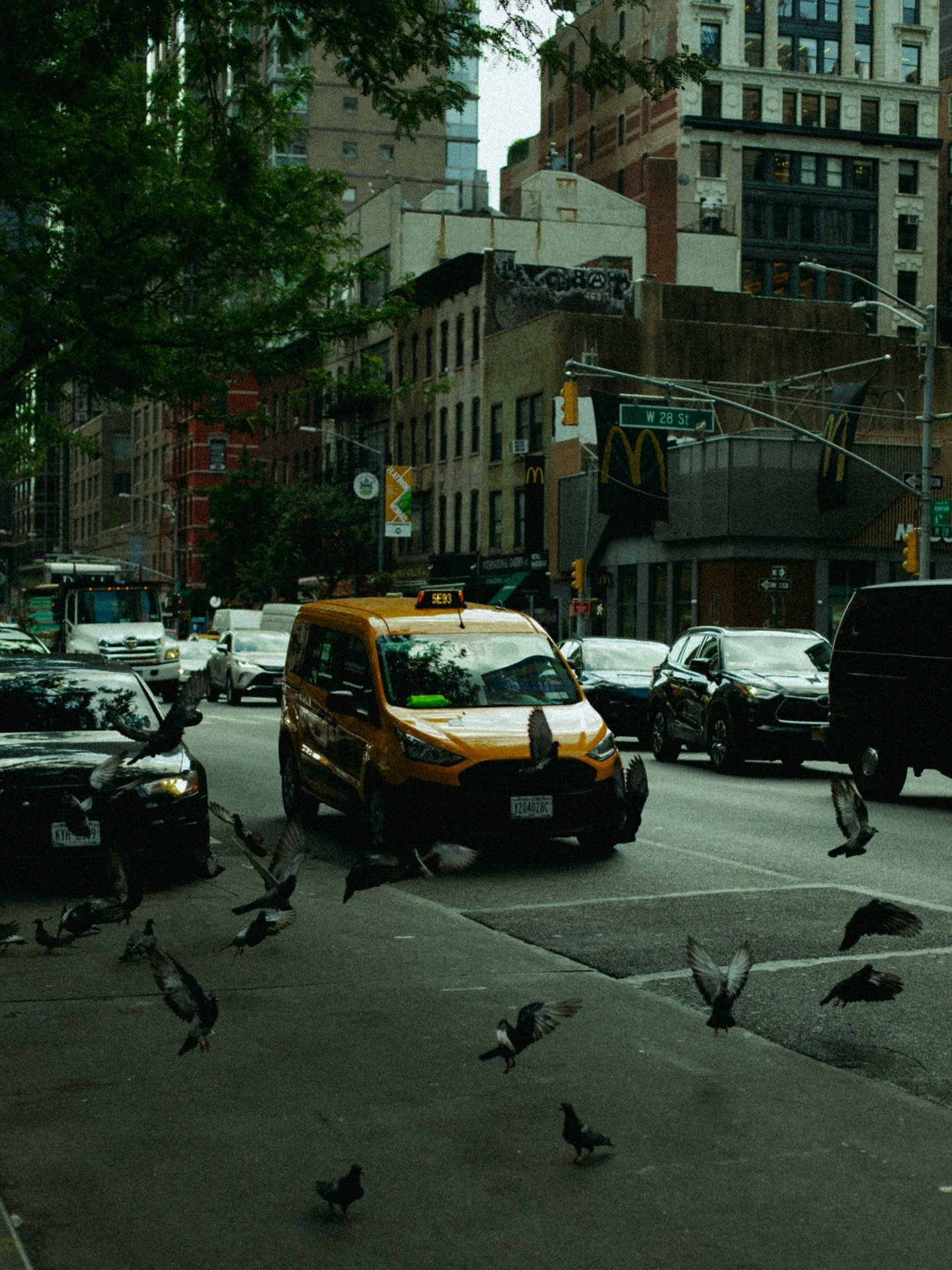 28 street and Broadway on a weekday during rush hour. 

I love this @lightroom edit because it feels vintage. I&rsquo;ve been looking at a lot of archived photos of New York by @harvey in the 80&rsquo;s and this blue and green film look is all over. 
