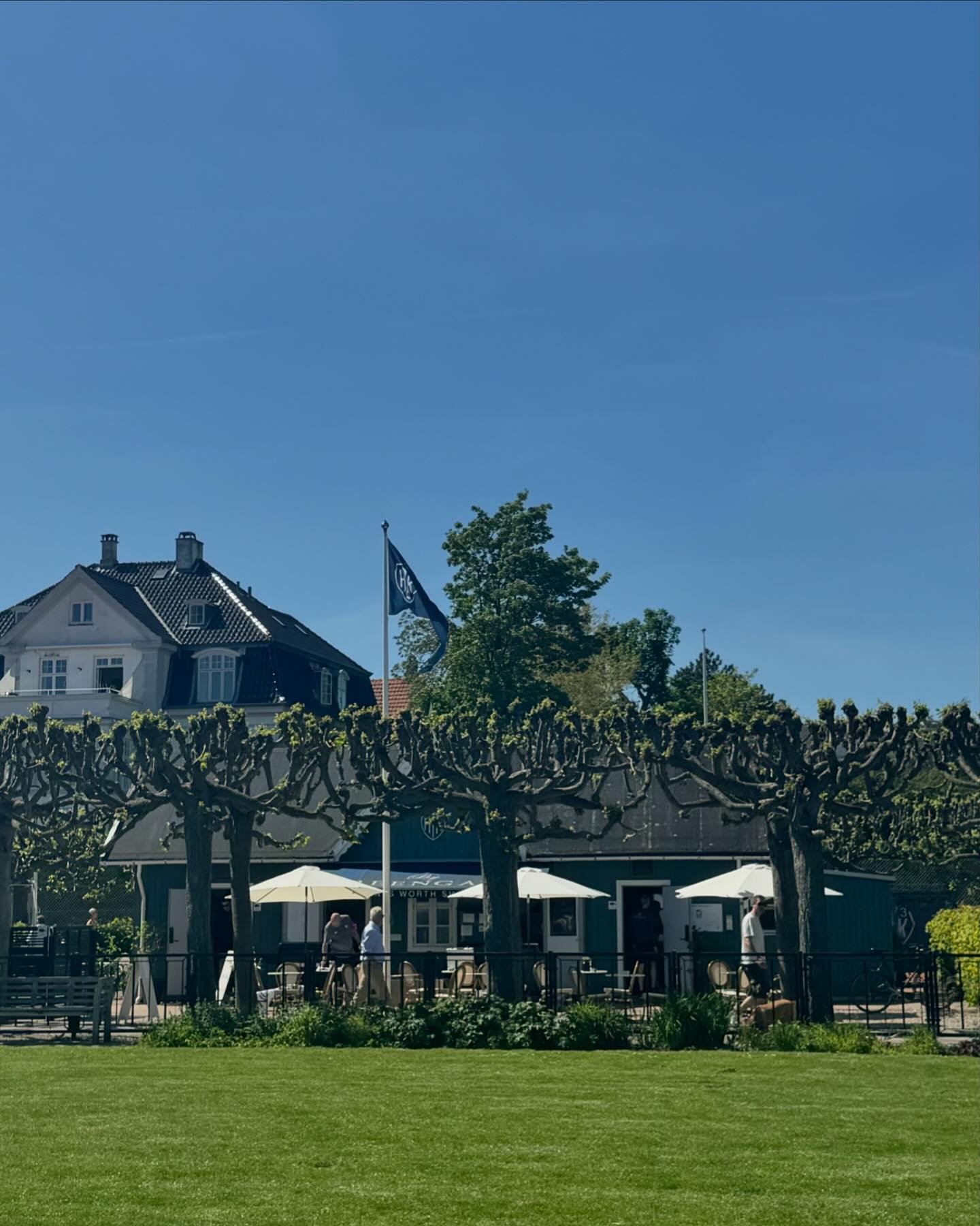 Vi har f&aring;et cafe i Hellerup havn ☕️ og nyder nu livet p&aring; den anden side af bardisken samtidig med at vi passer kaffefirmaet. 

Kig forbi til en kaffe snak og smag den l&aelig;kre kaffen ☕️☕️☕️

Info@northcoffee.dk
Www.northcoffee.dk
Ring 