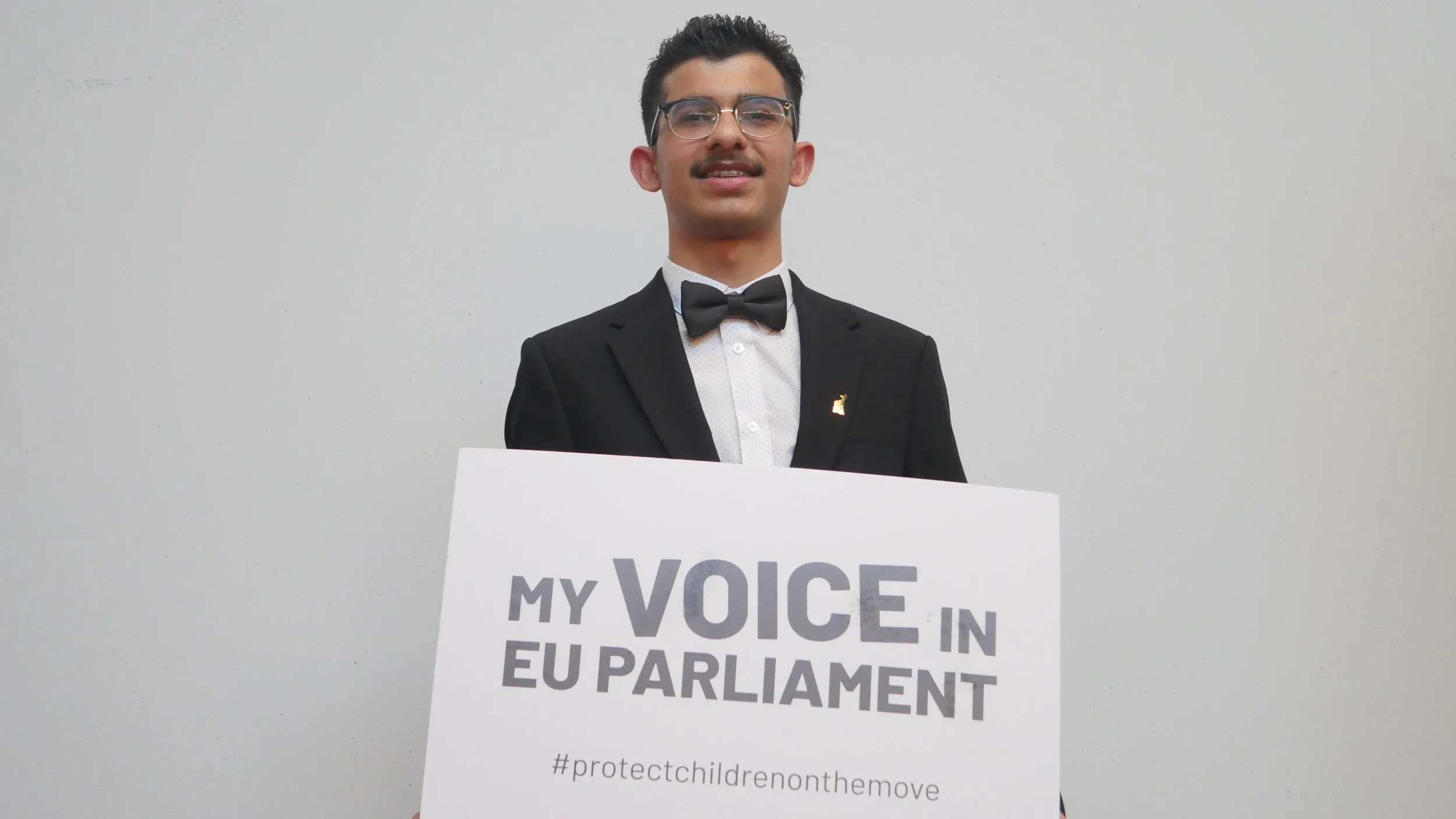 Please sign the manifesto 'Protect Children on the Move'