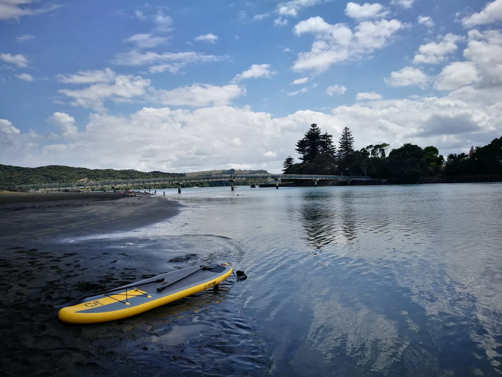 Raglan estuary on the West Coast of the North island by Jesse Whitehead of Ryukyucam