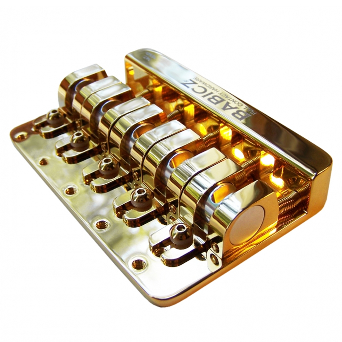 Babicz gold 5 left.jpg