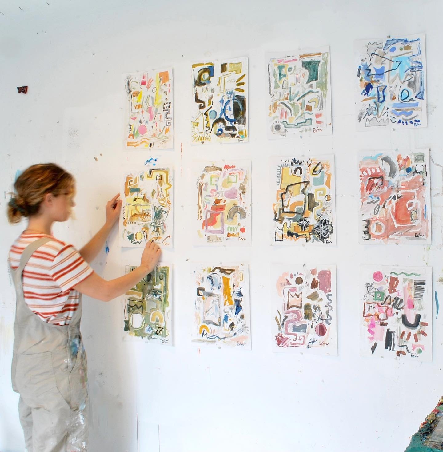 Deck the walls! New works on paper are live 🌟Link in bio to shop 🎁