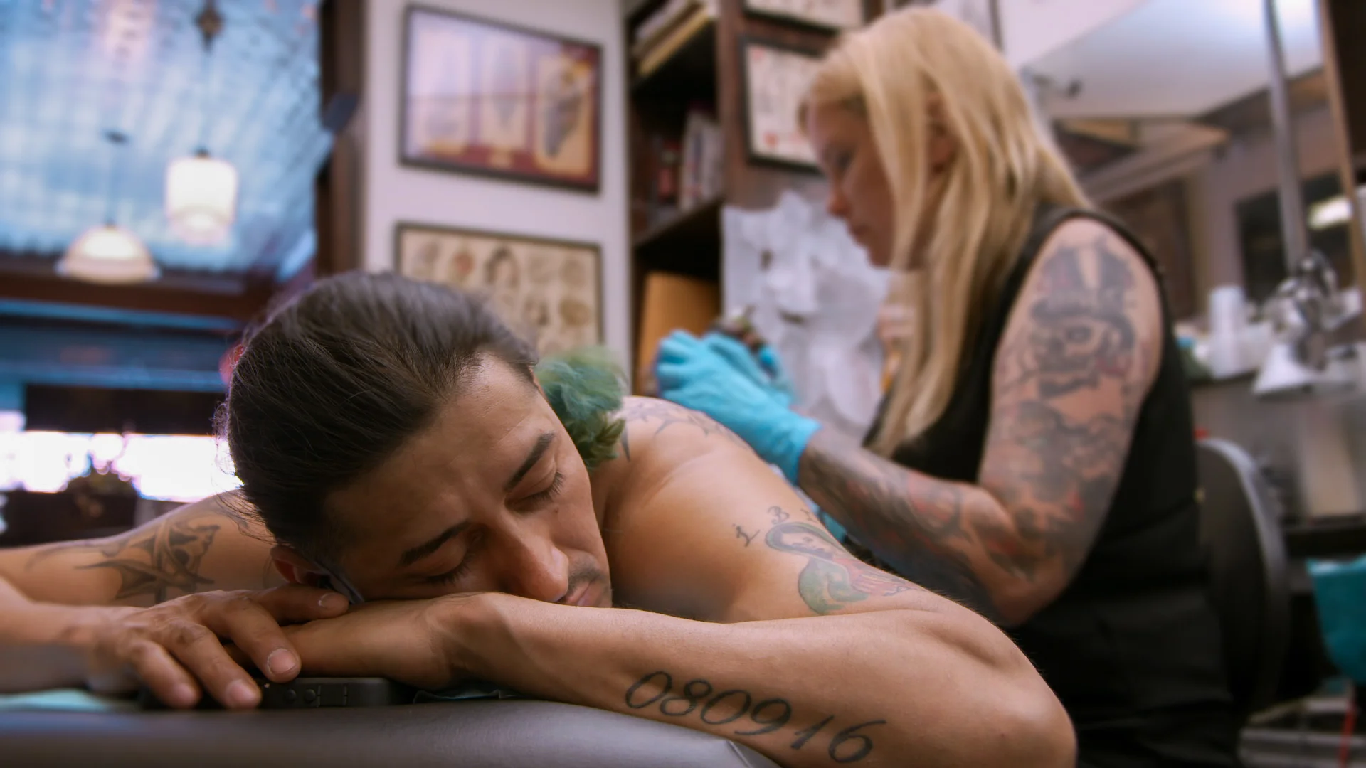 NYPWEB09-1-TNYK-109-Tattoo-PROD_MASTER-HD-1920X1080.jpg