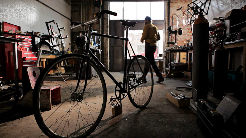 LEVIS04-HorseCycles-MVI_9589.jpg
